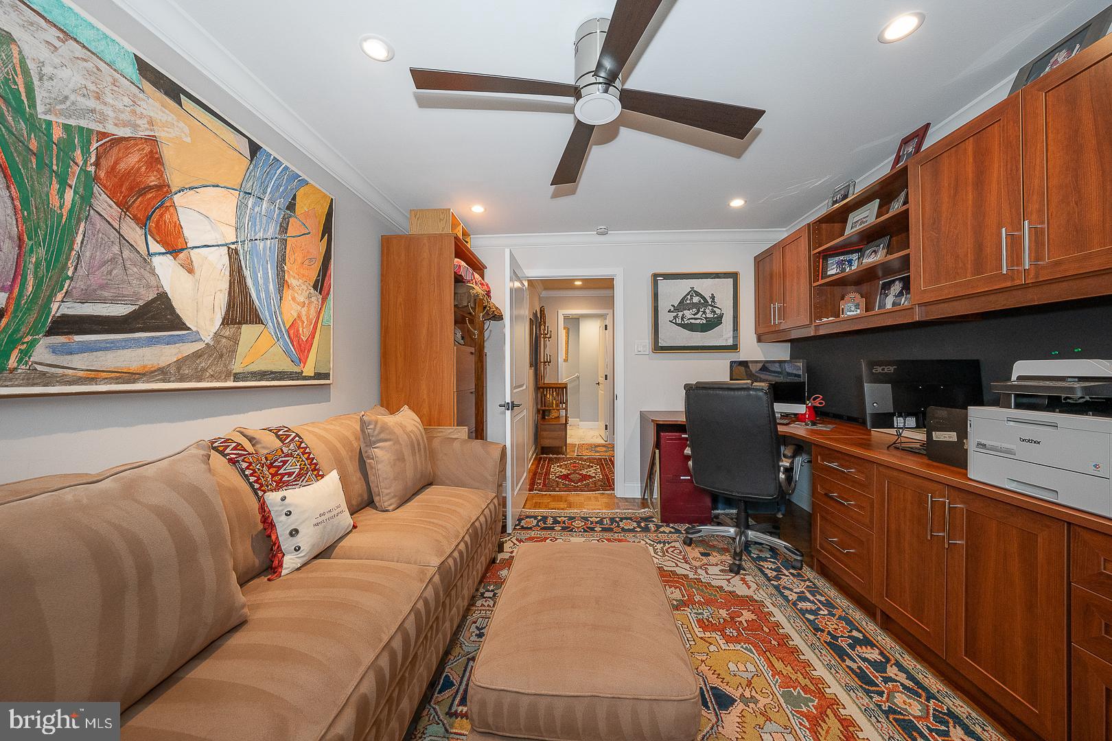 OAK HILL - Residential