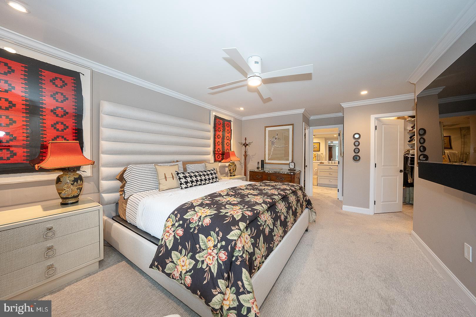 OAK HILL - Residential