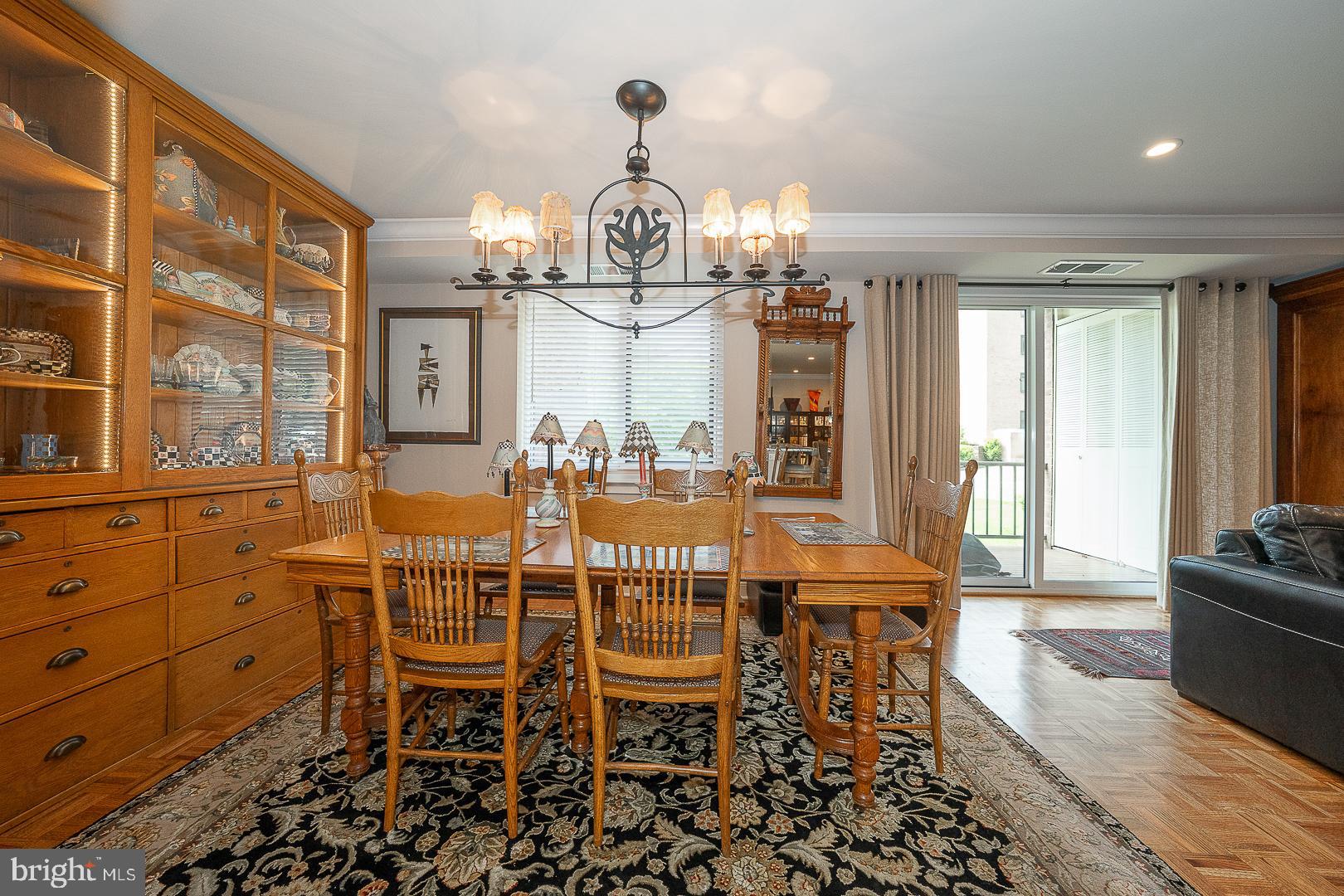OAK HILL - Residential