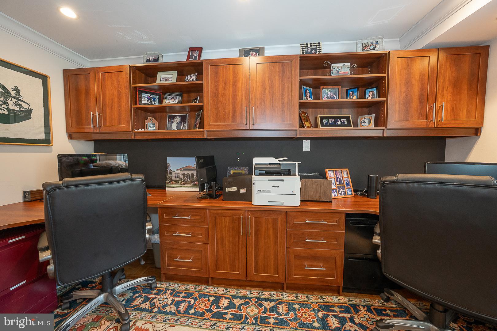 OAK HILL - Residential