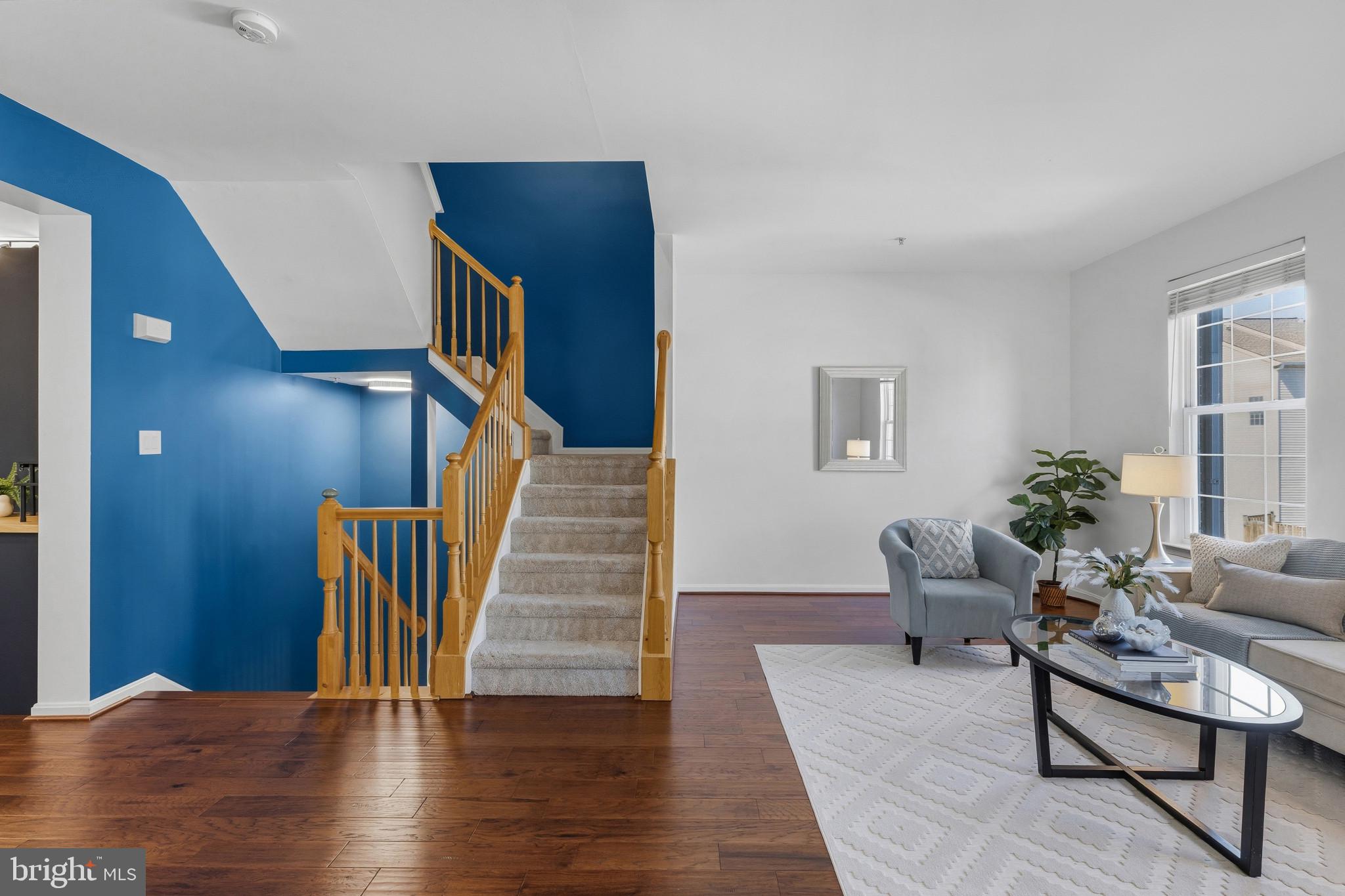 RIVER OAKS - Residential
