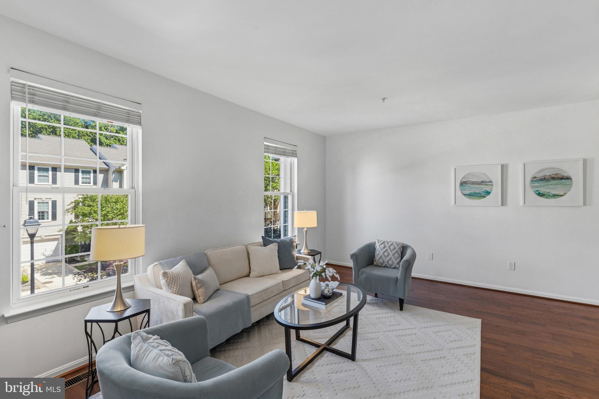 RIVER OAKS - Residential