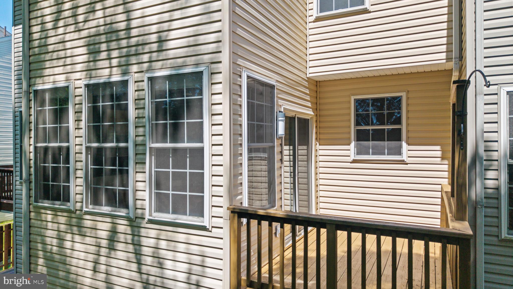 RIVER OAKS - Residential