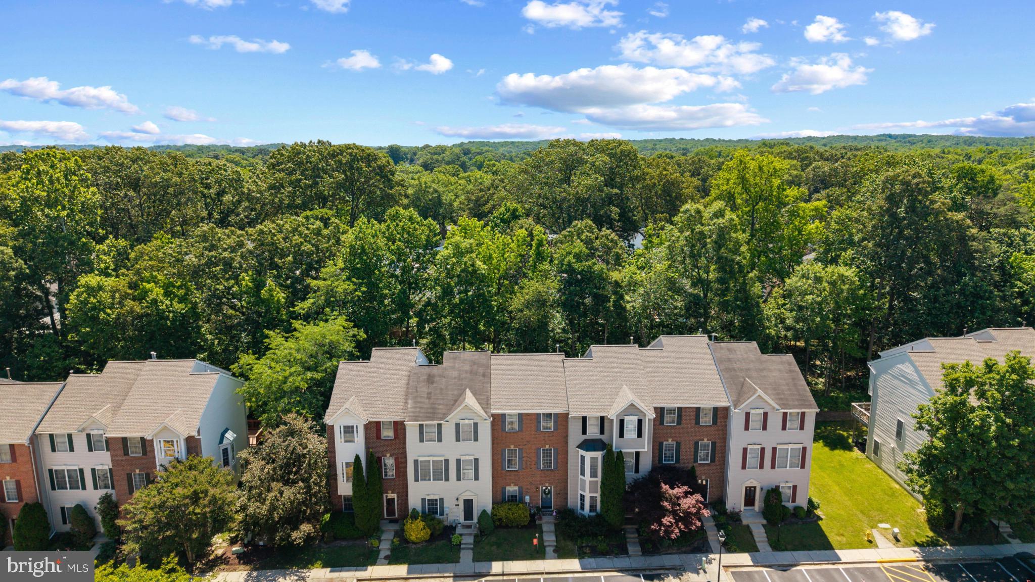 RIVER OAKS - Residential