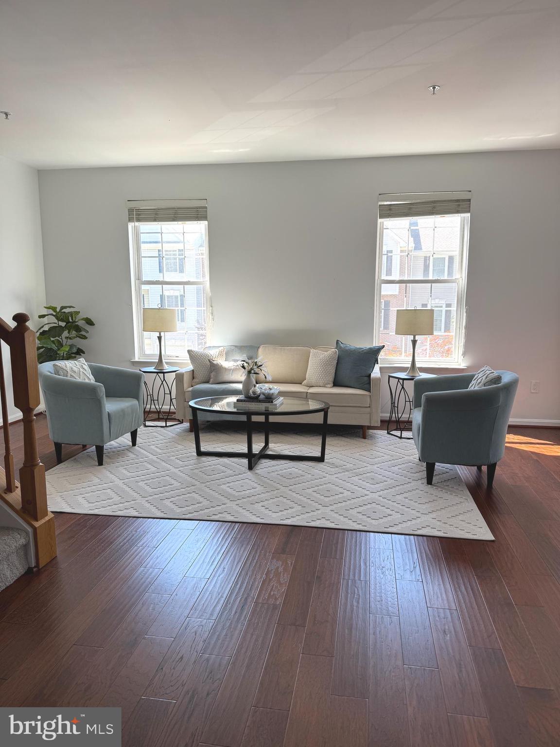 RIVER OAKS - Residential