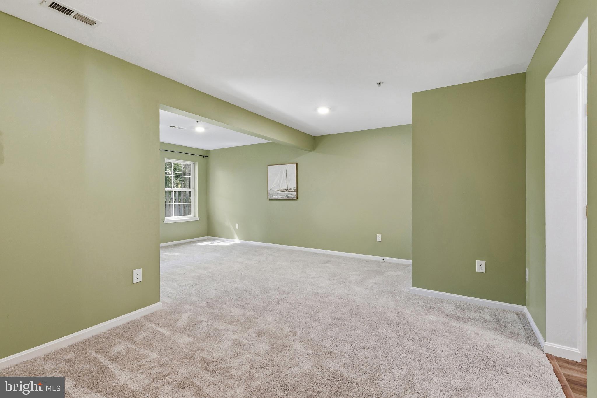 RIVER OAKS - Residential