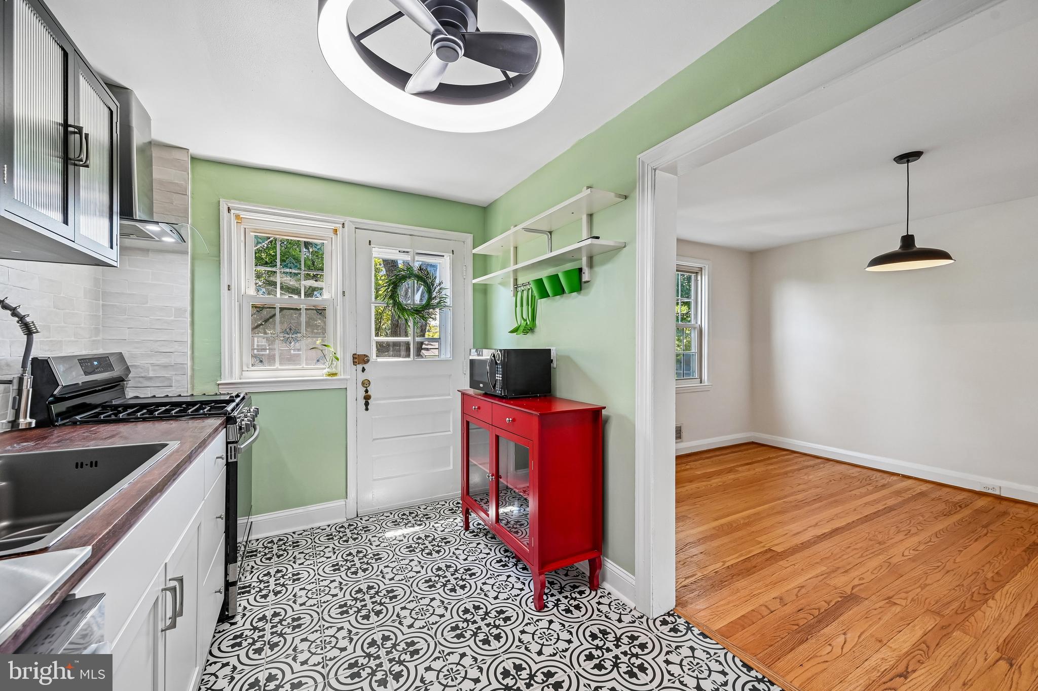 ACADEMY HEIGHTS - Residential