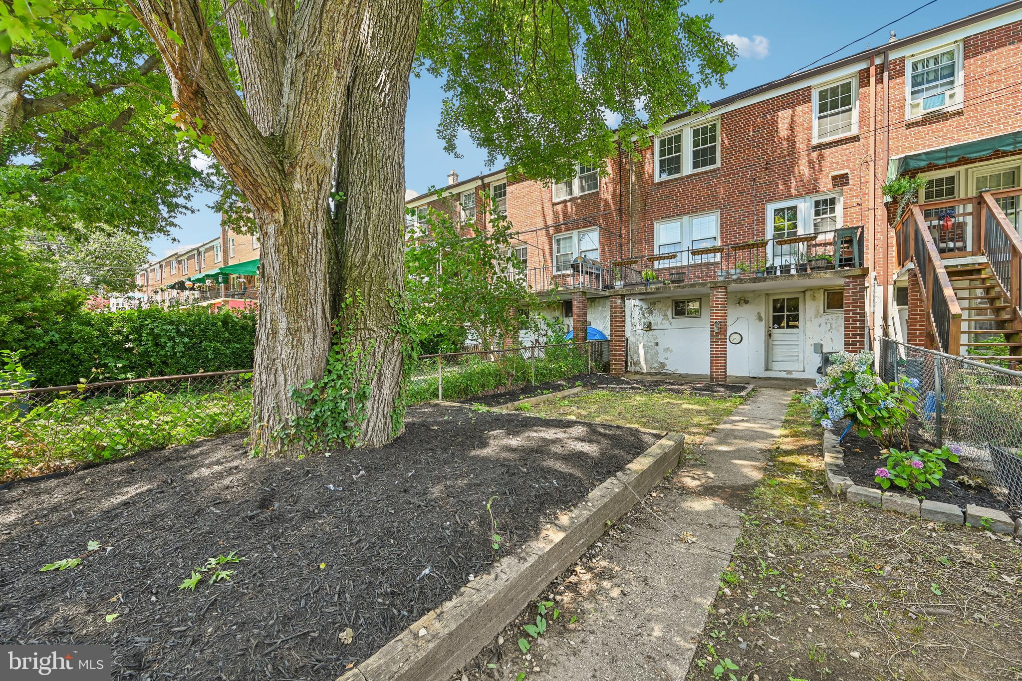 ACADEMY HEIGHTS - Residential
