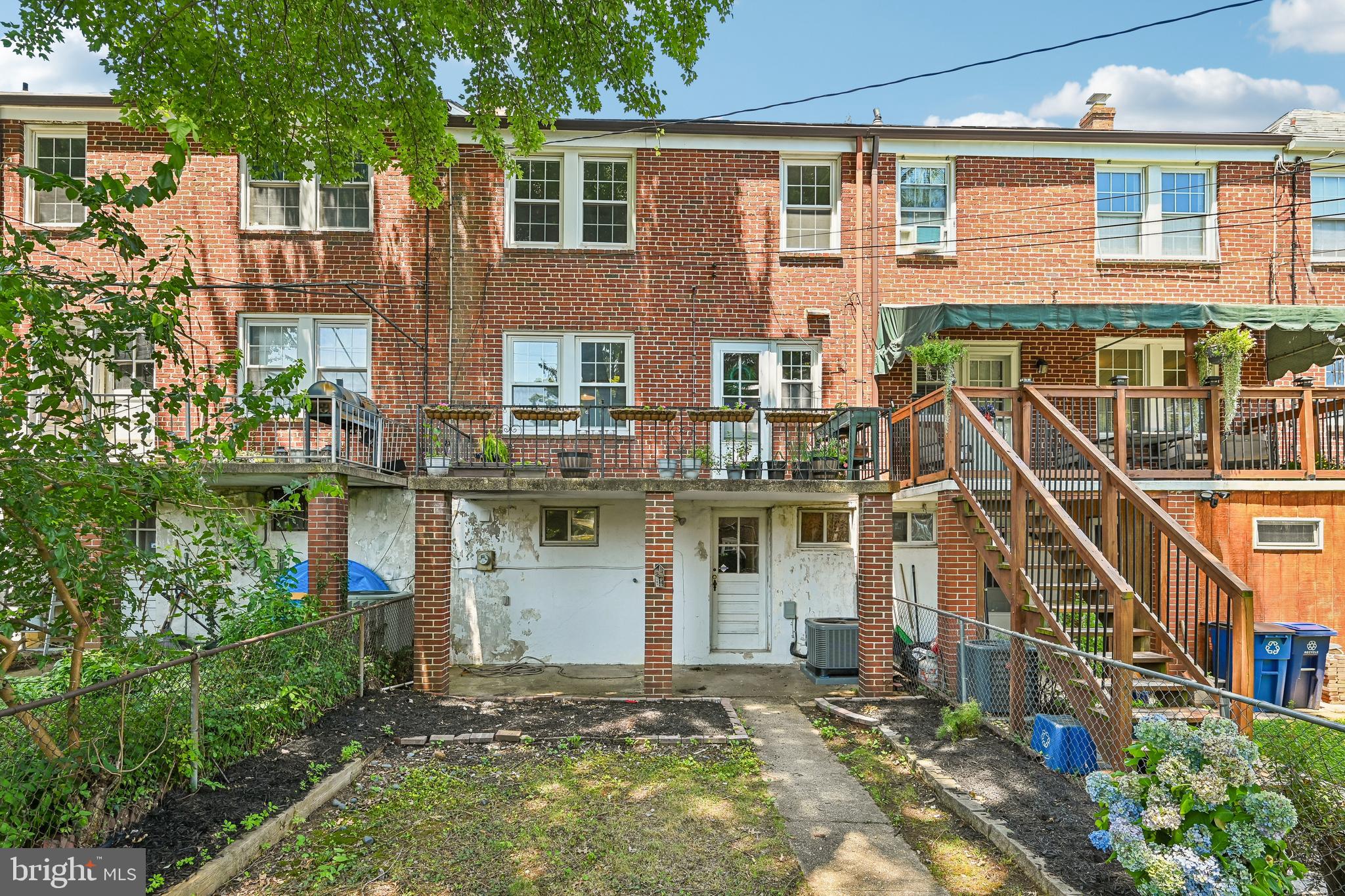ACADEMY HEIGHTS - Residential
