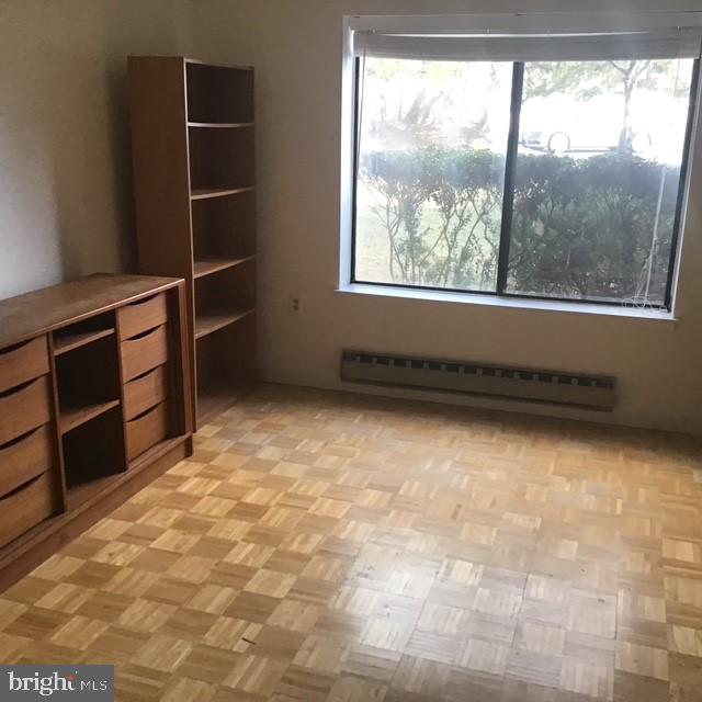 LEISURE WORLD - Residential