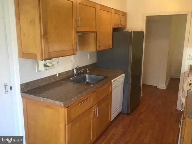 LEISURE WORLD - Residential