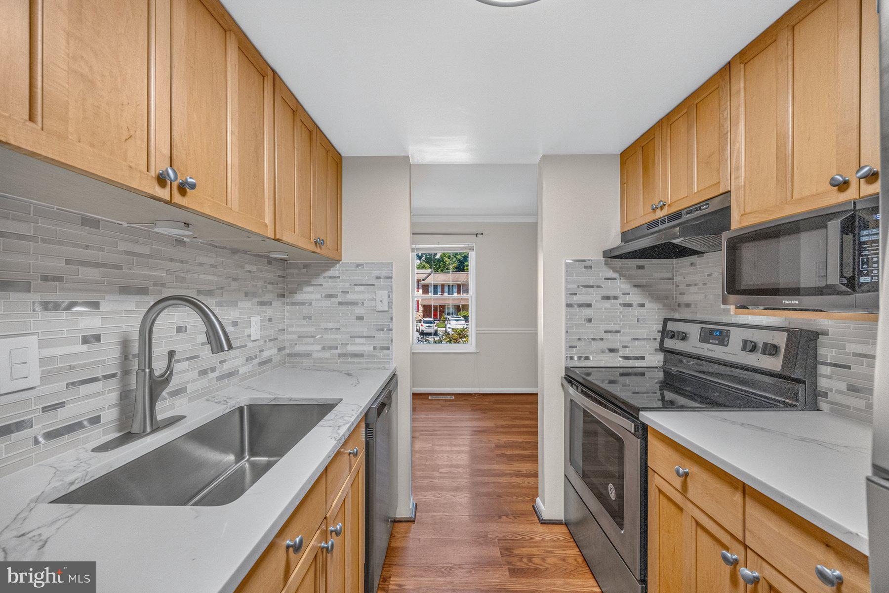 VILLAGE OF LONG REACH - Residential