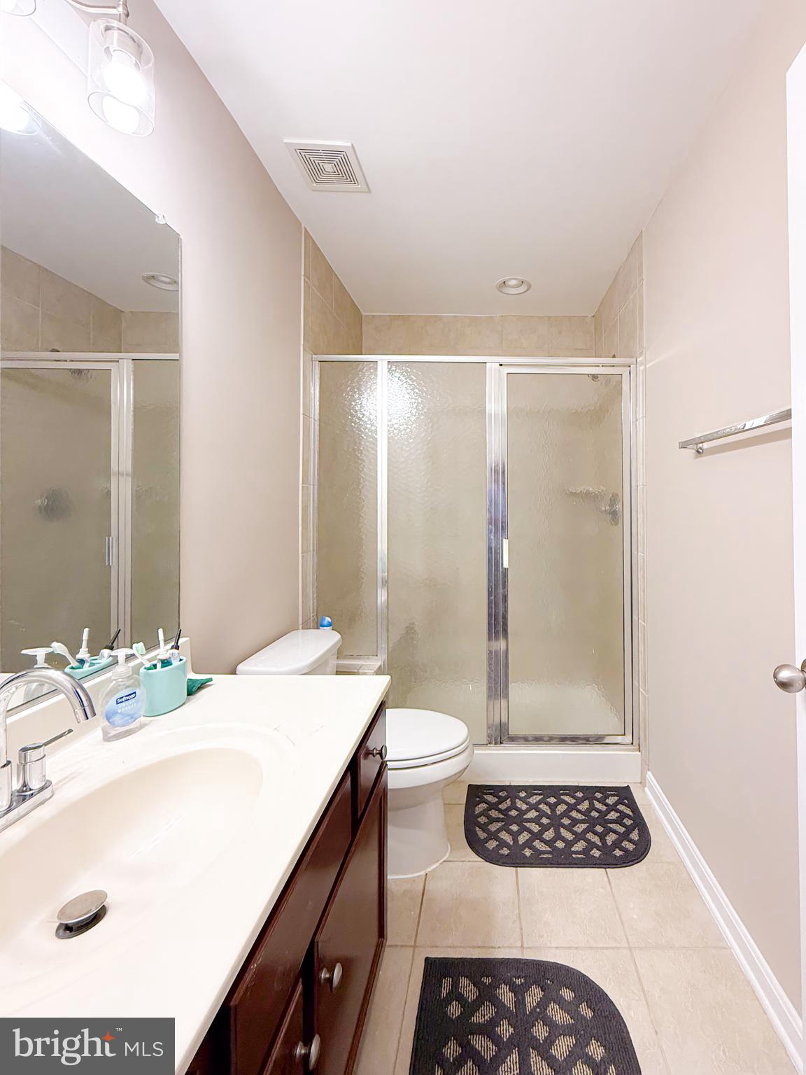 PROVIDENCE GLEN - Residential Lease