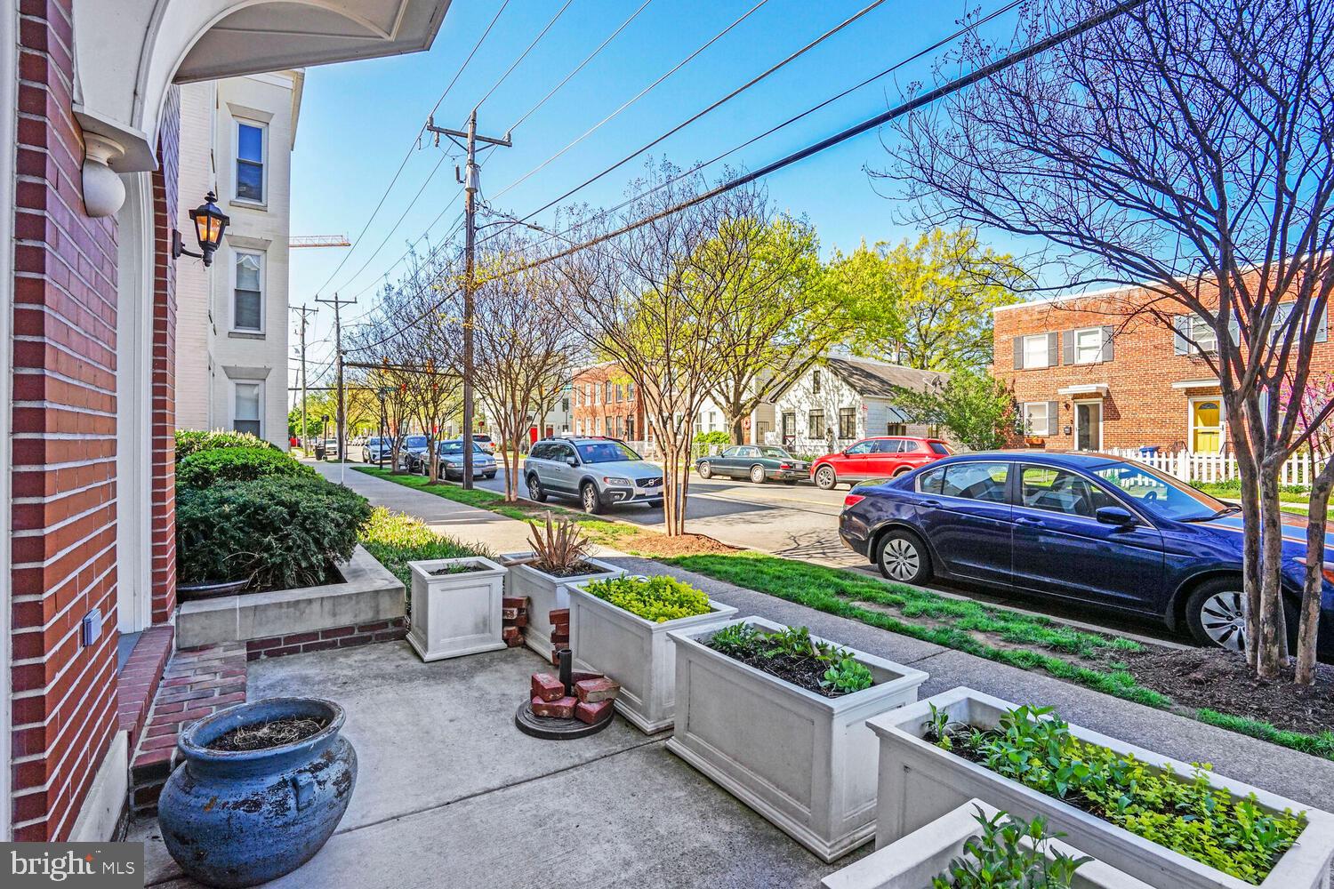 OLD TOWN ALEXANDRIA - Residential