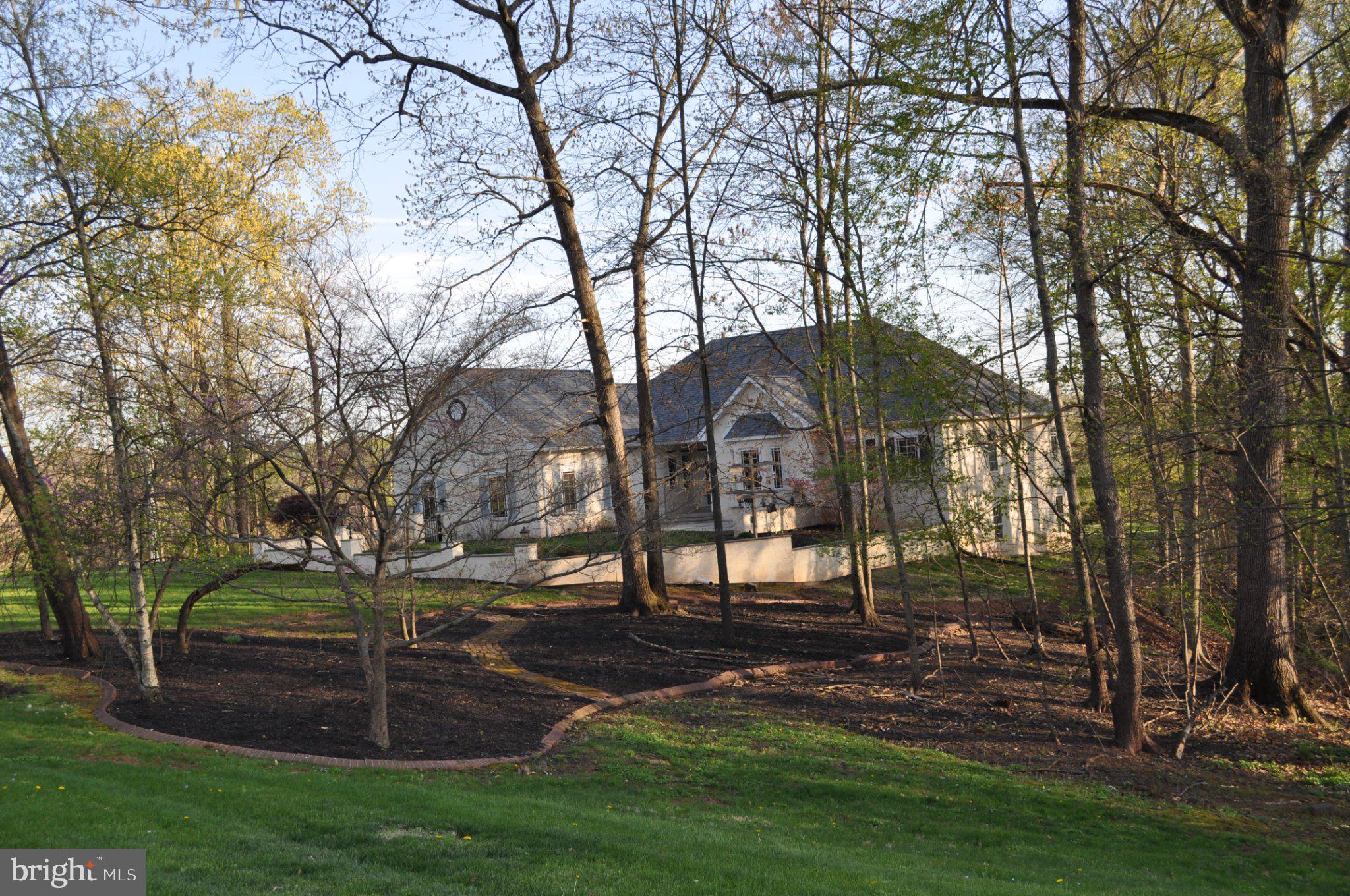 HALFORD HILLS - Residential