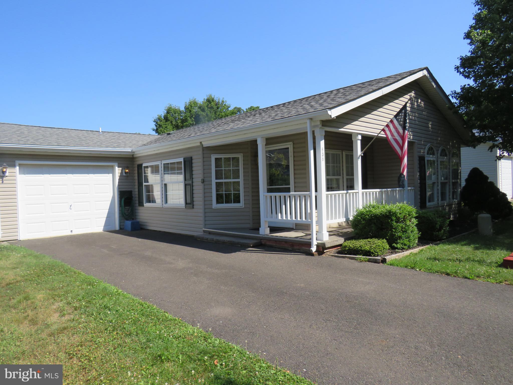 BUCKINGHAM SPRINGS - Residential