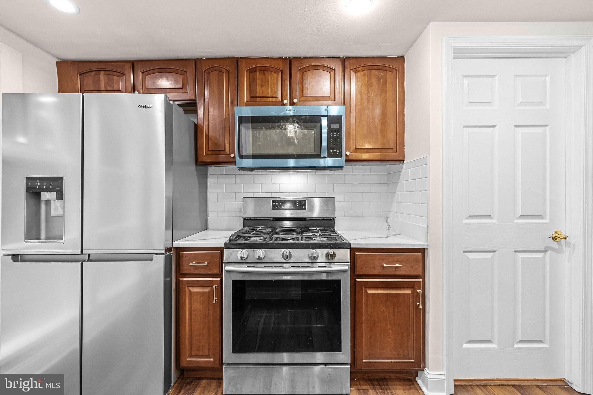 FAIRFAX HERITAGE - Residential