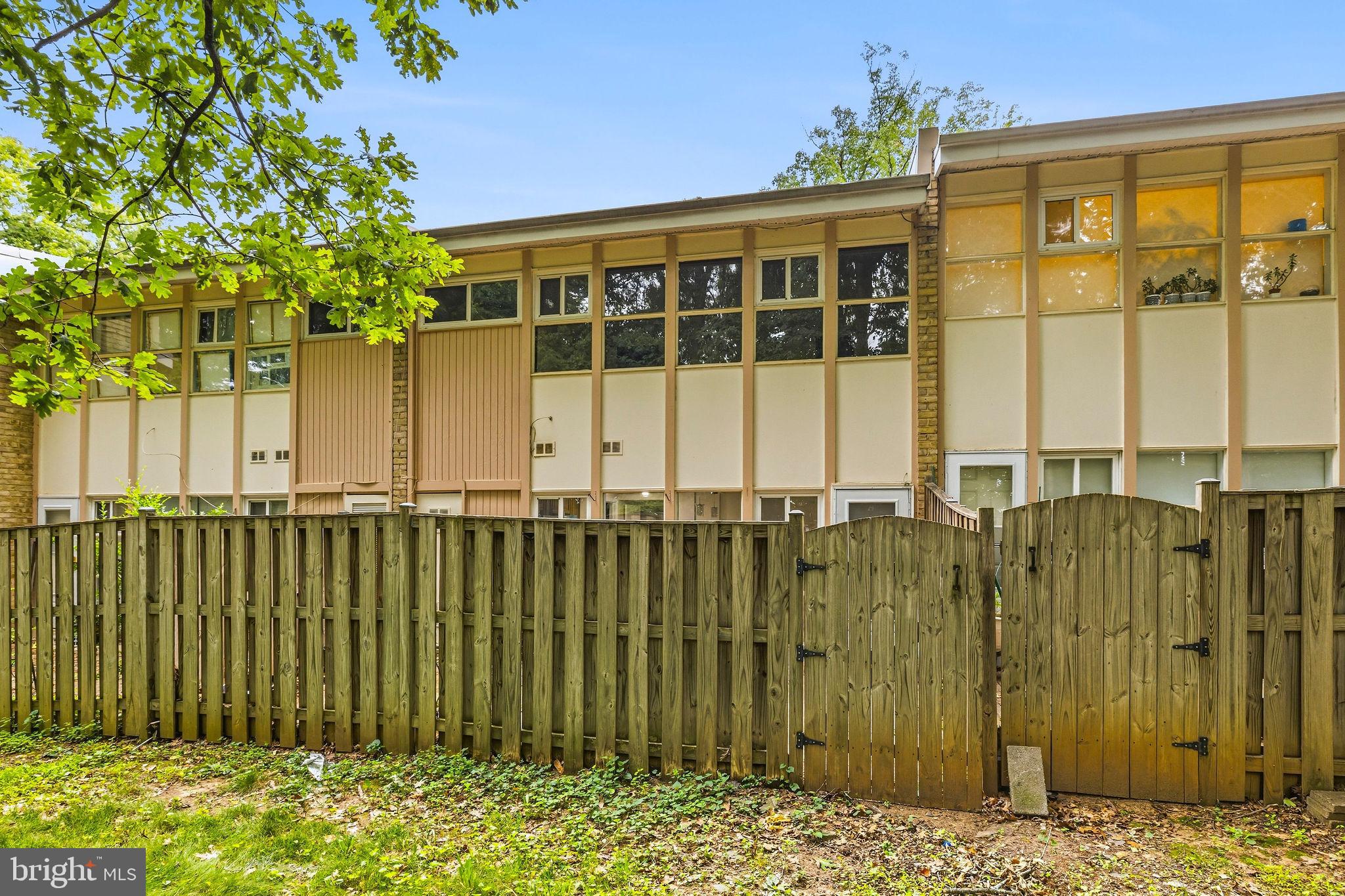 FAIRFAX HERITAGE - Residential