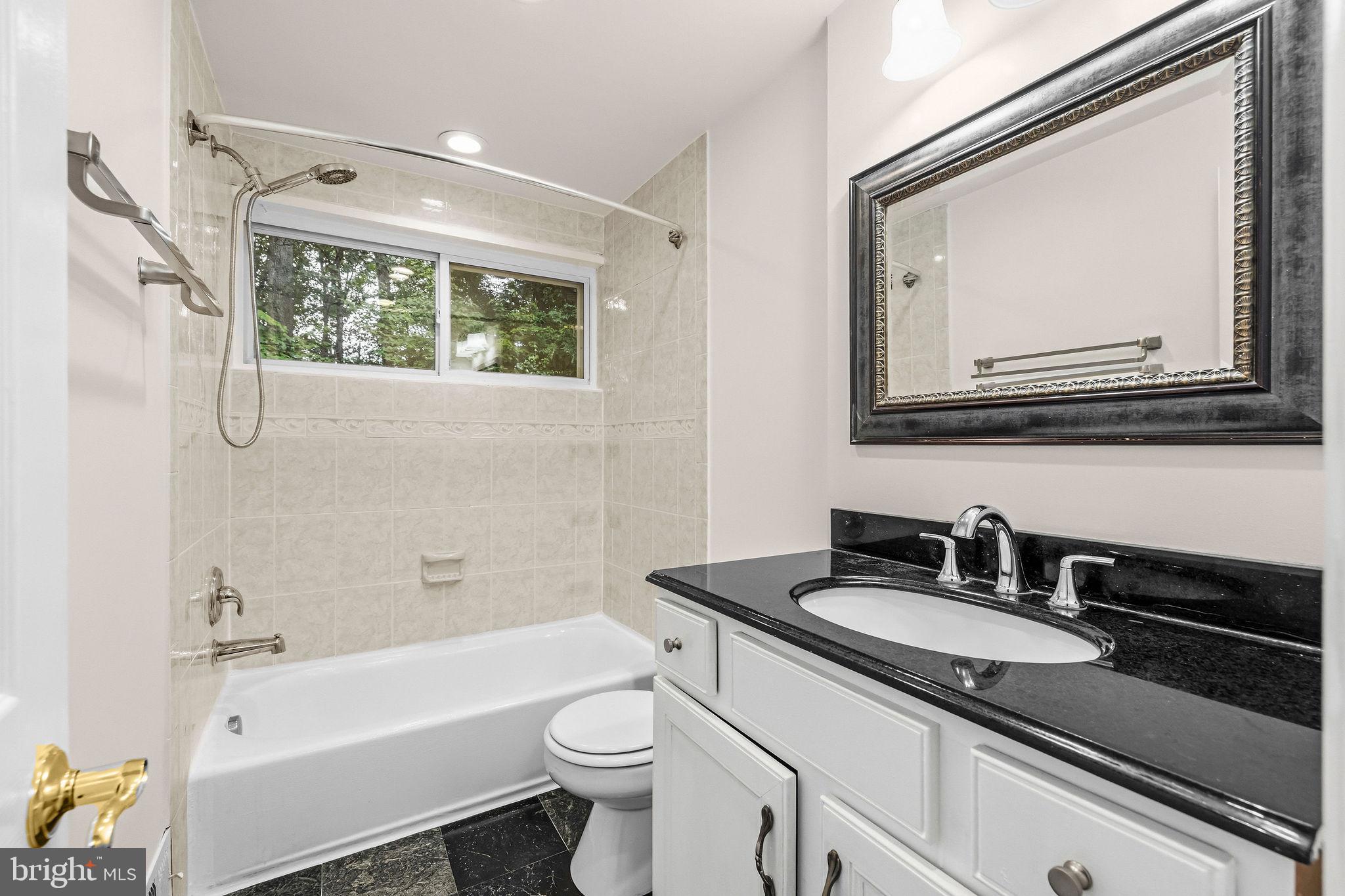 FAIRFAX HERITAGE - Residential