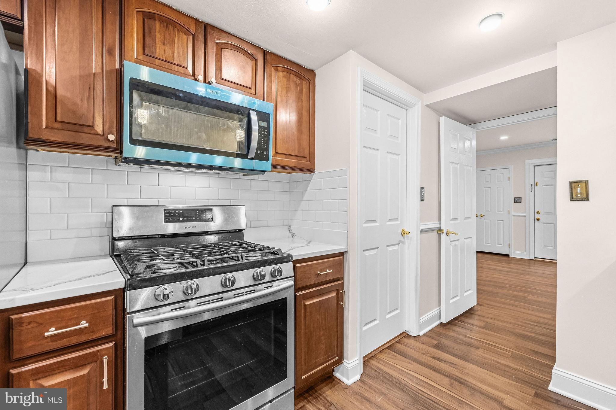 FAIRFAX HERITAGE - Residential