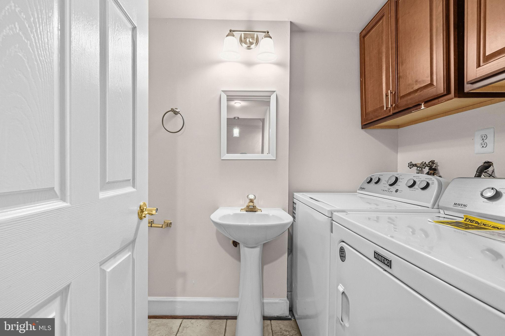 FAIRFAX HERITAGE - Residential