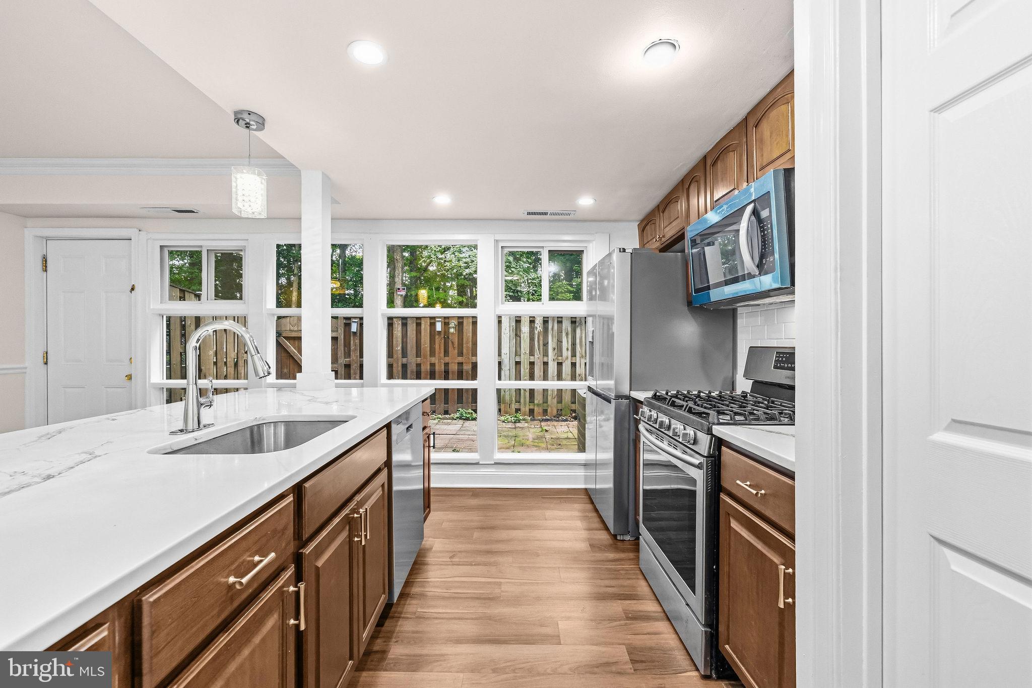 FAIRFAX HERITAGE - Residential