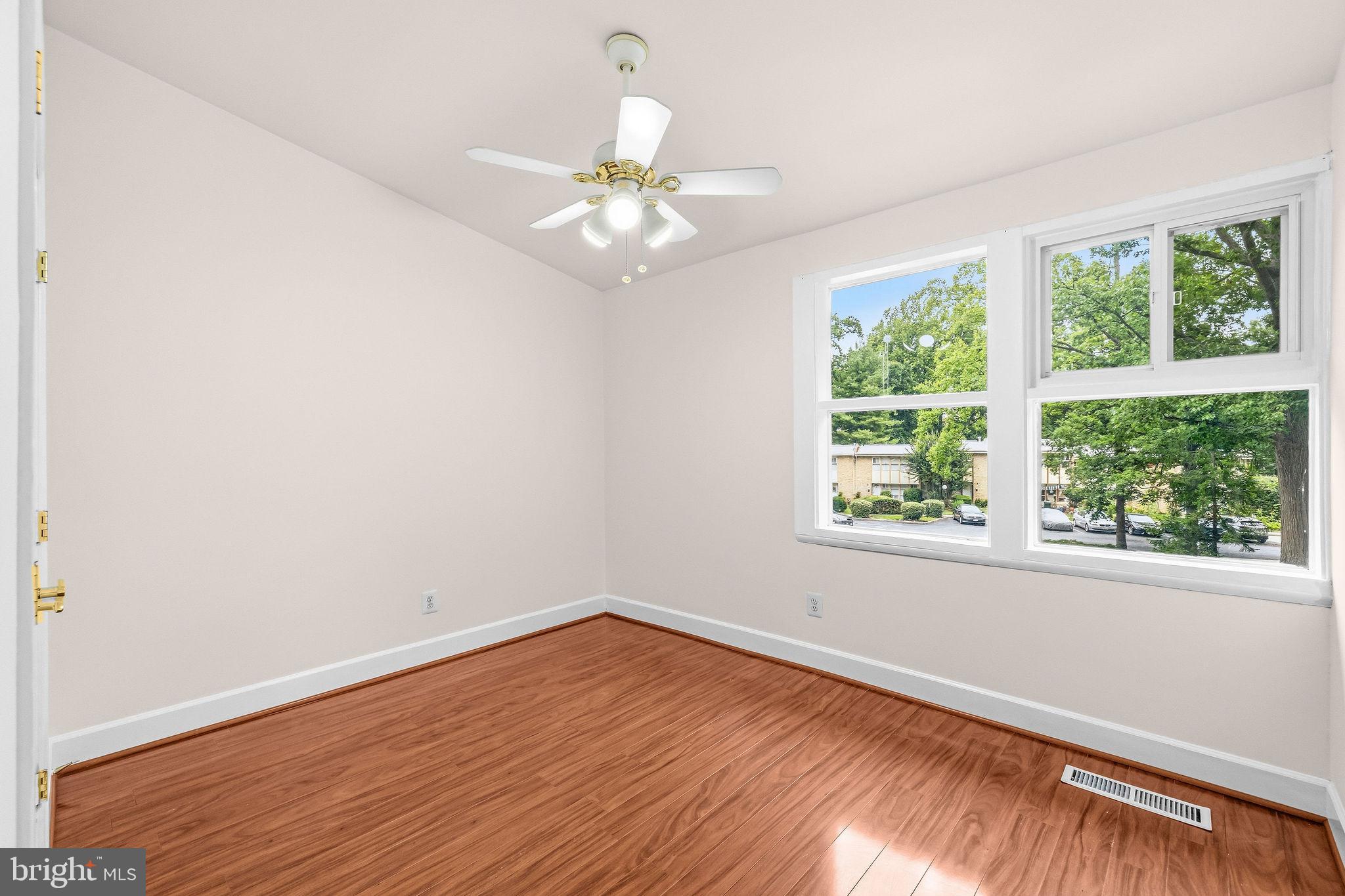 FAIRFAX HERITAGE - Residential