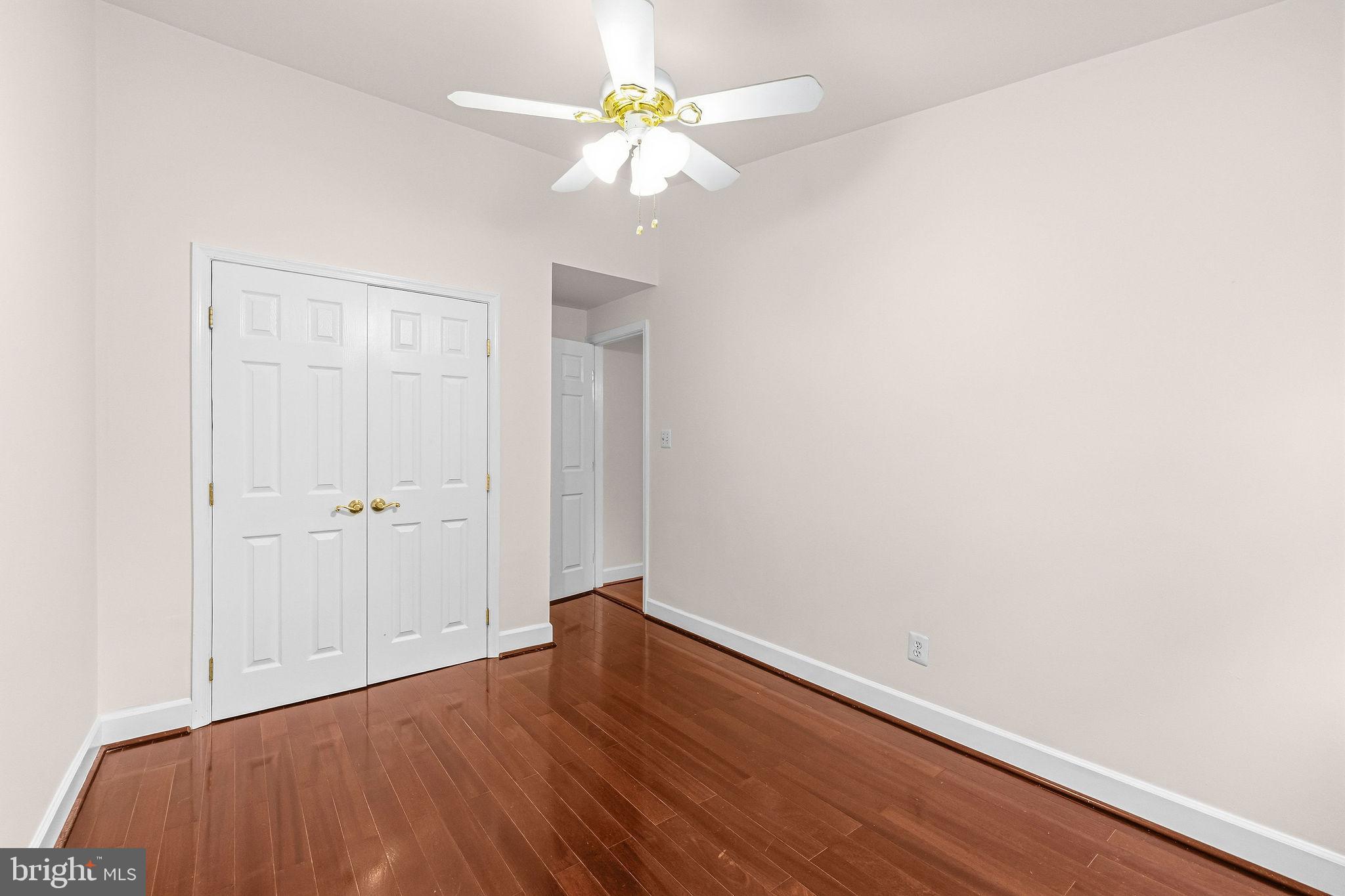 FAIRFAX HERITAGE - Residential
