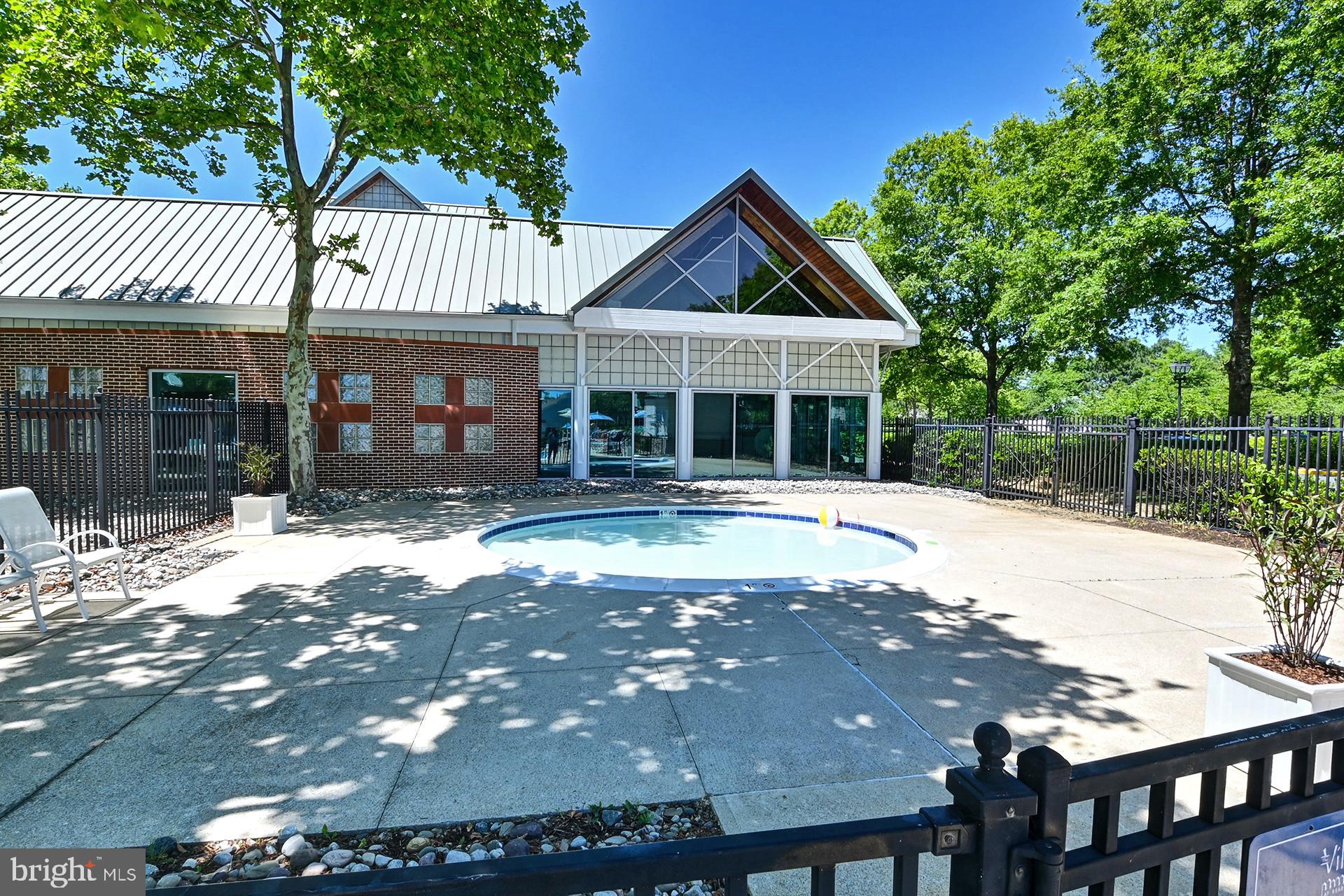 BEAR TRAP - Residential