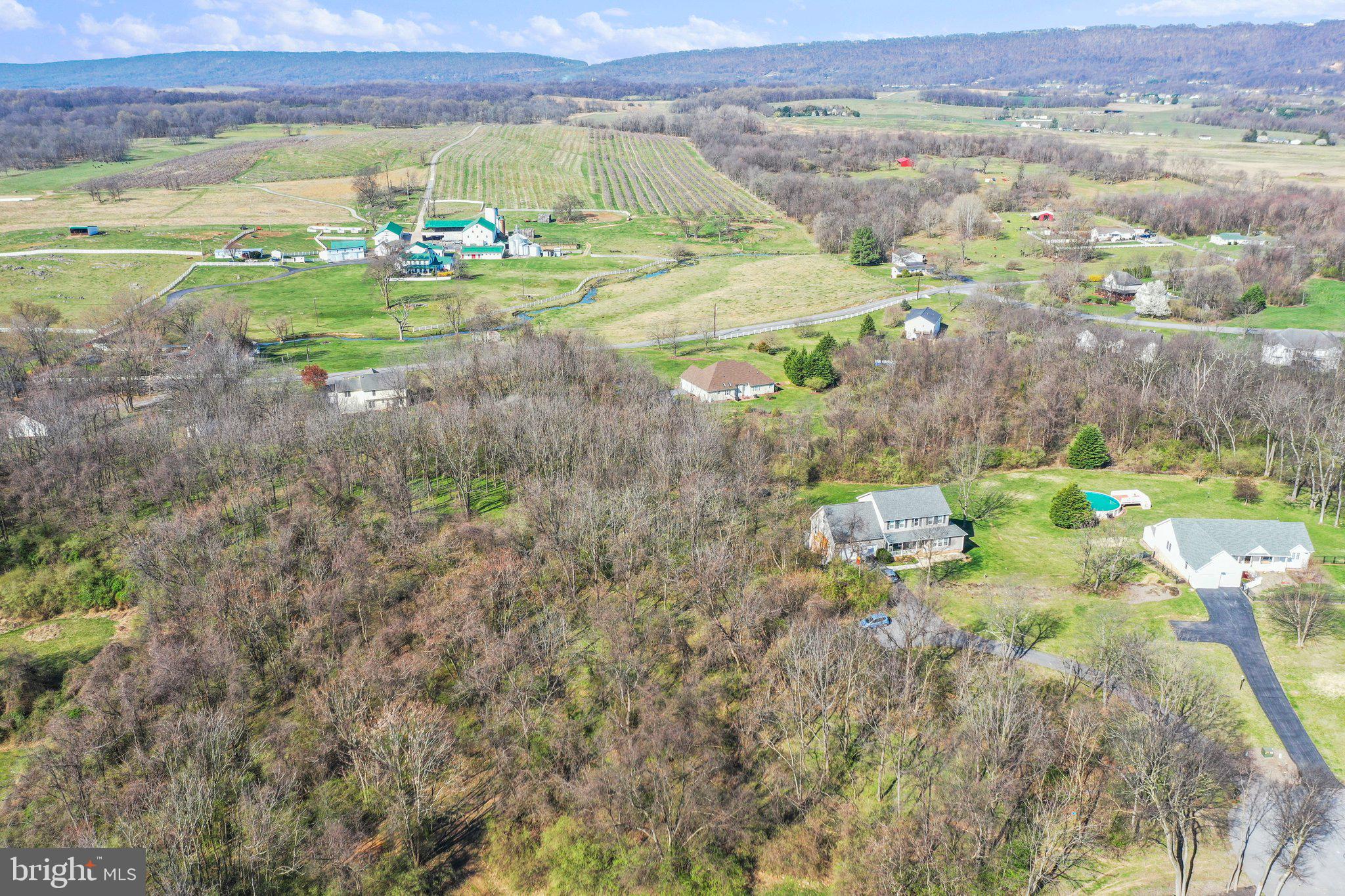 TABLER ESTATES - Land