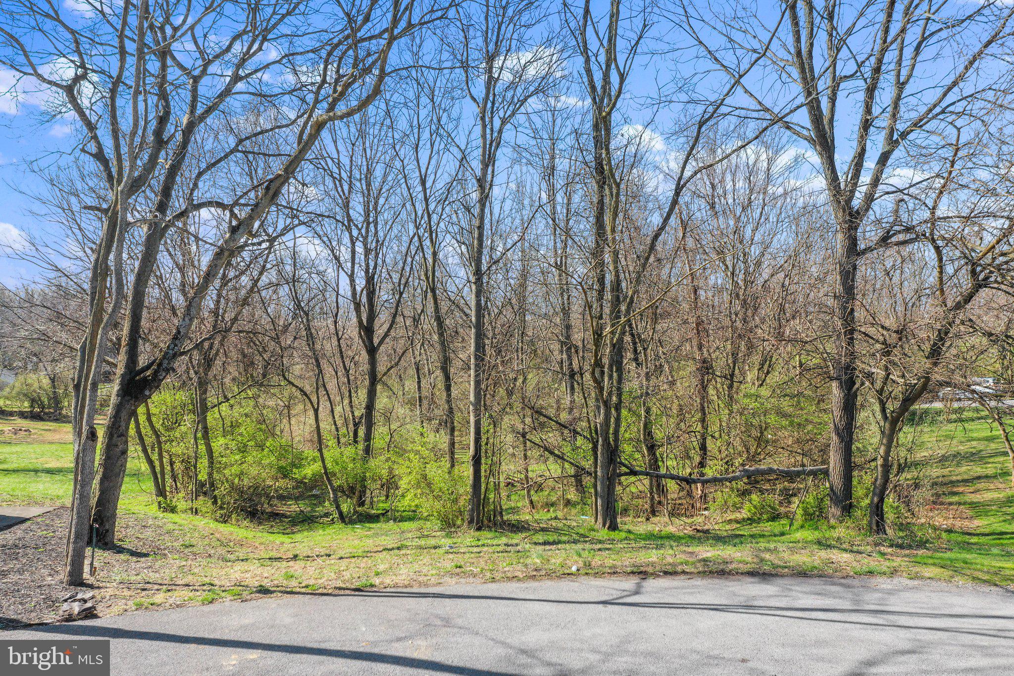 TABLER ESTATES - Land