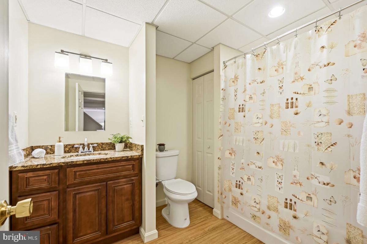 DERWOOD STATION - Residential