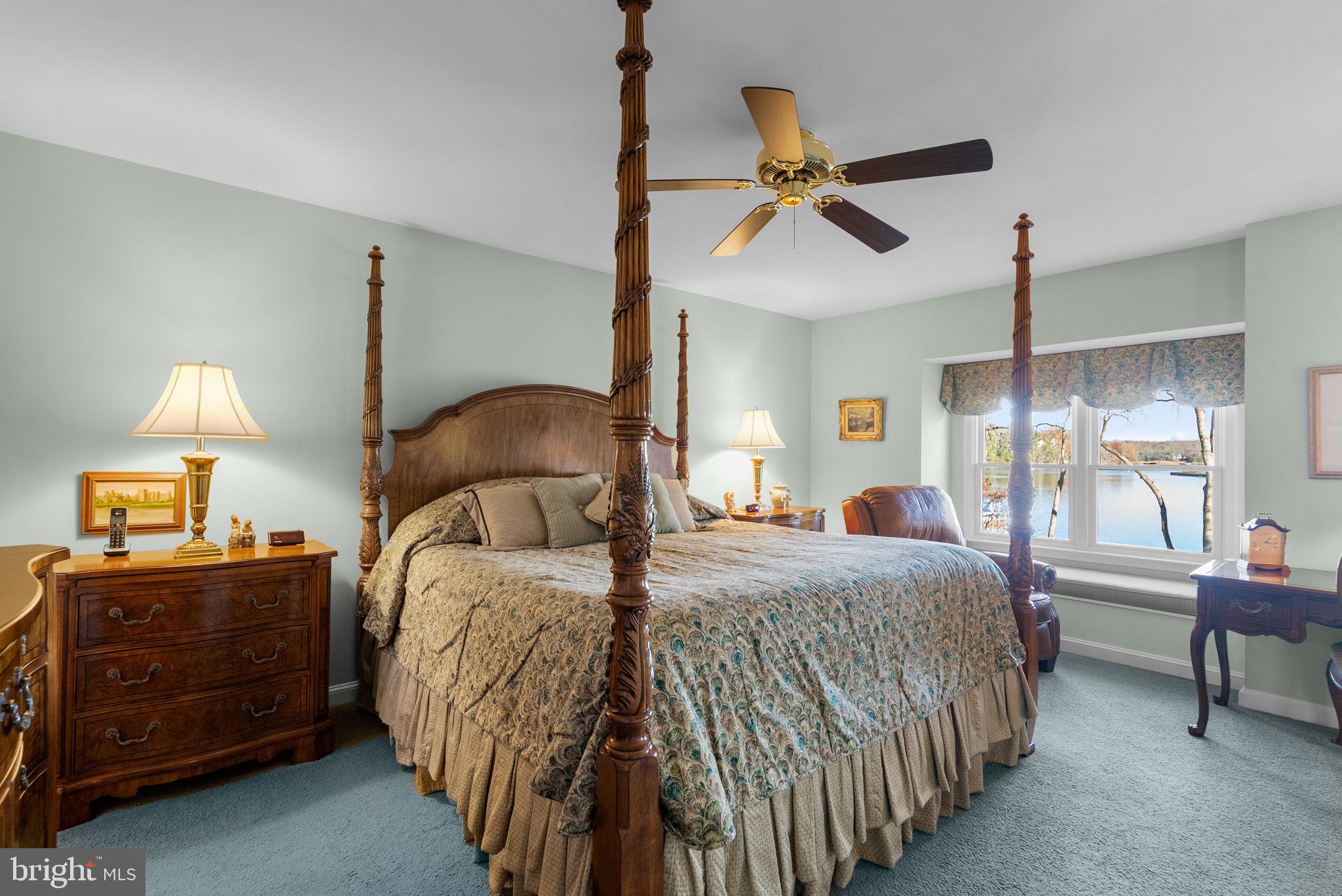 POINT FIELD LANDING - Residential