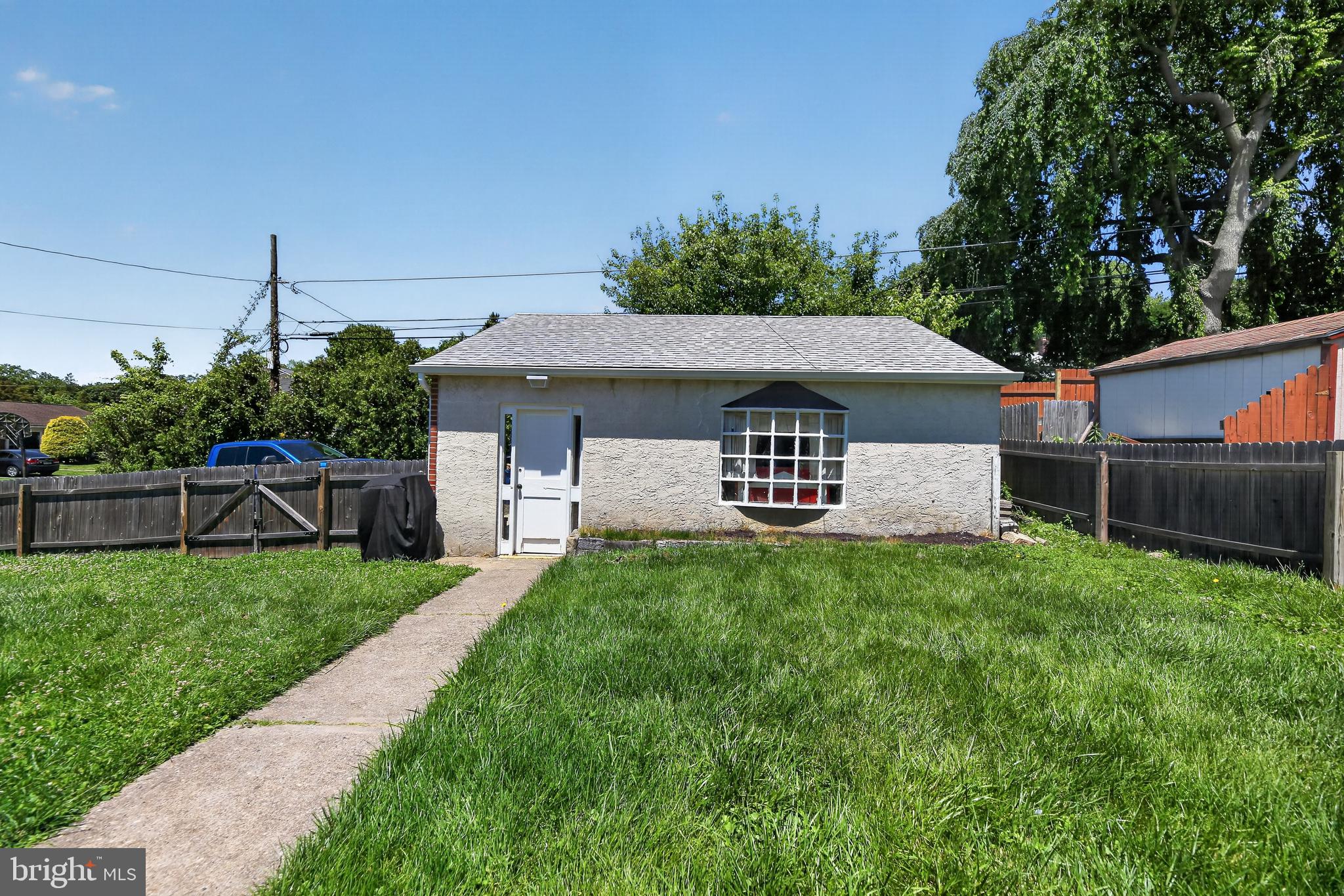 GLENSIDE GARDENS - Residential