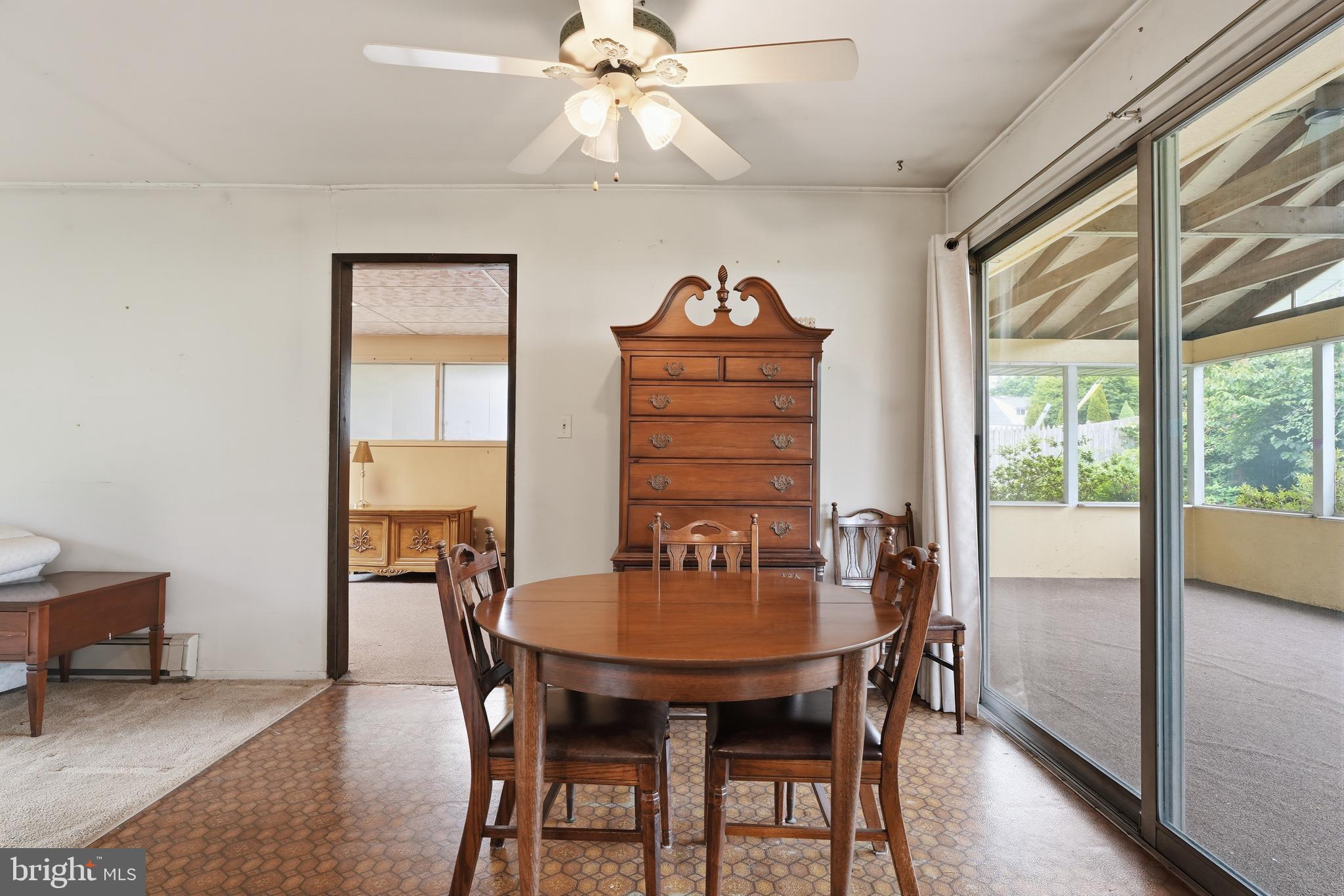 TWIN OAKS - Residential