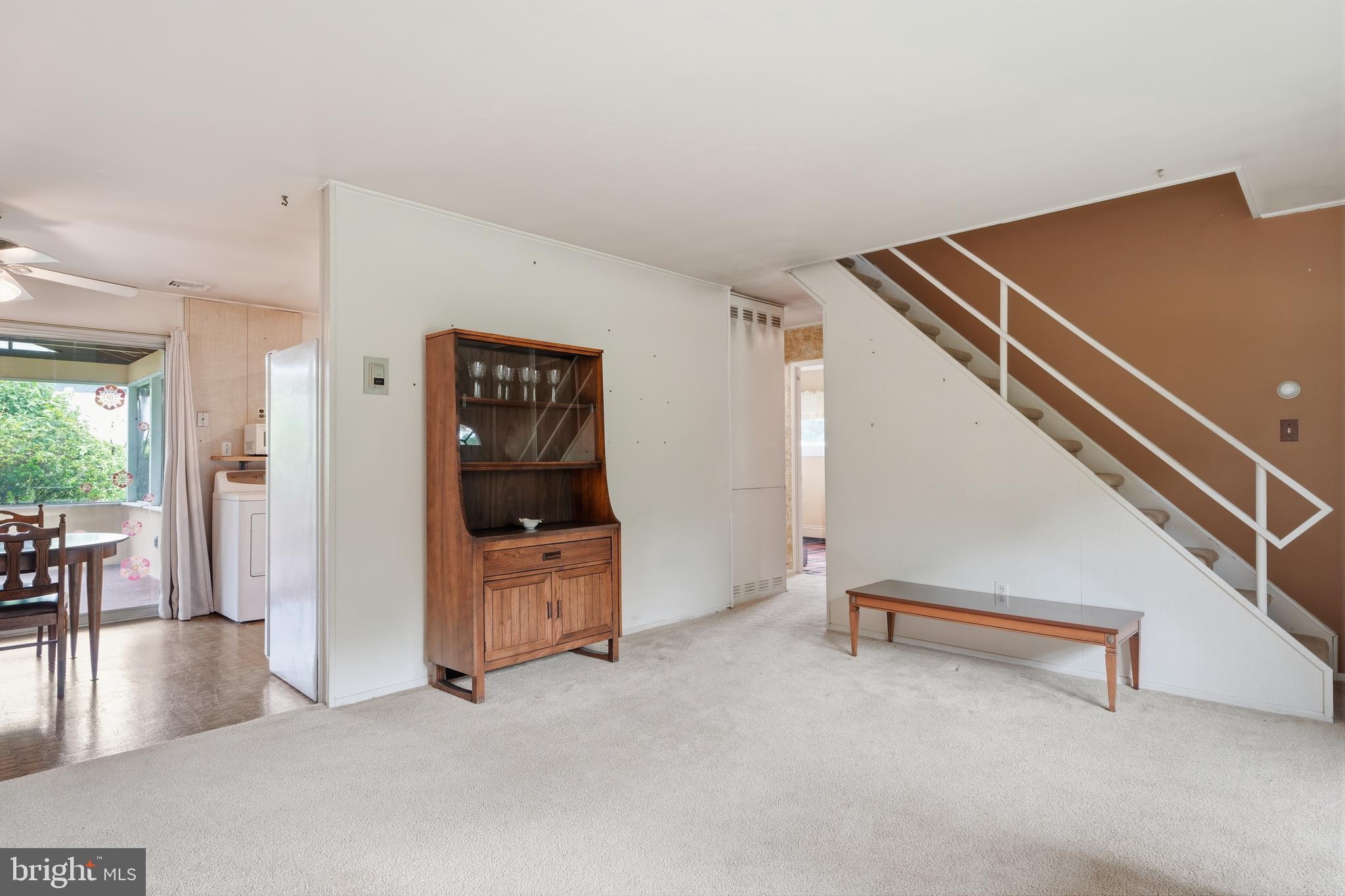 TWIN OAKS - Residential