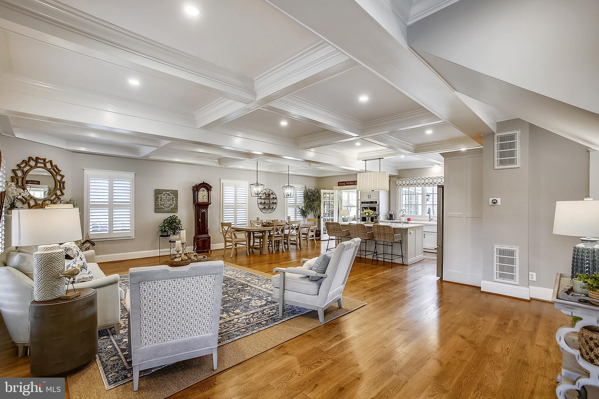 MAYWOOD - Residential