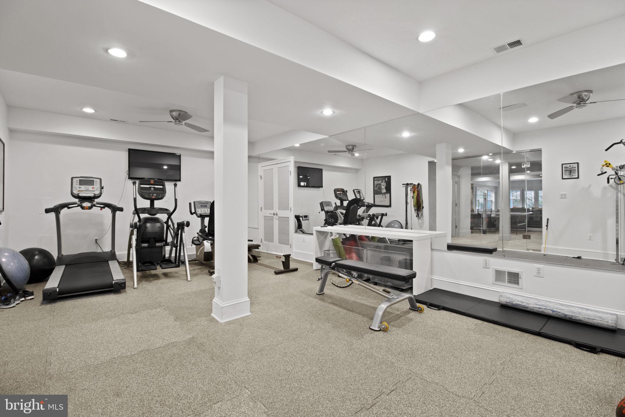 POTOMAC FALLS - Residential