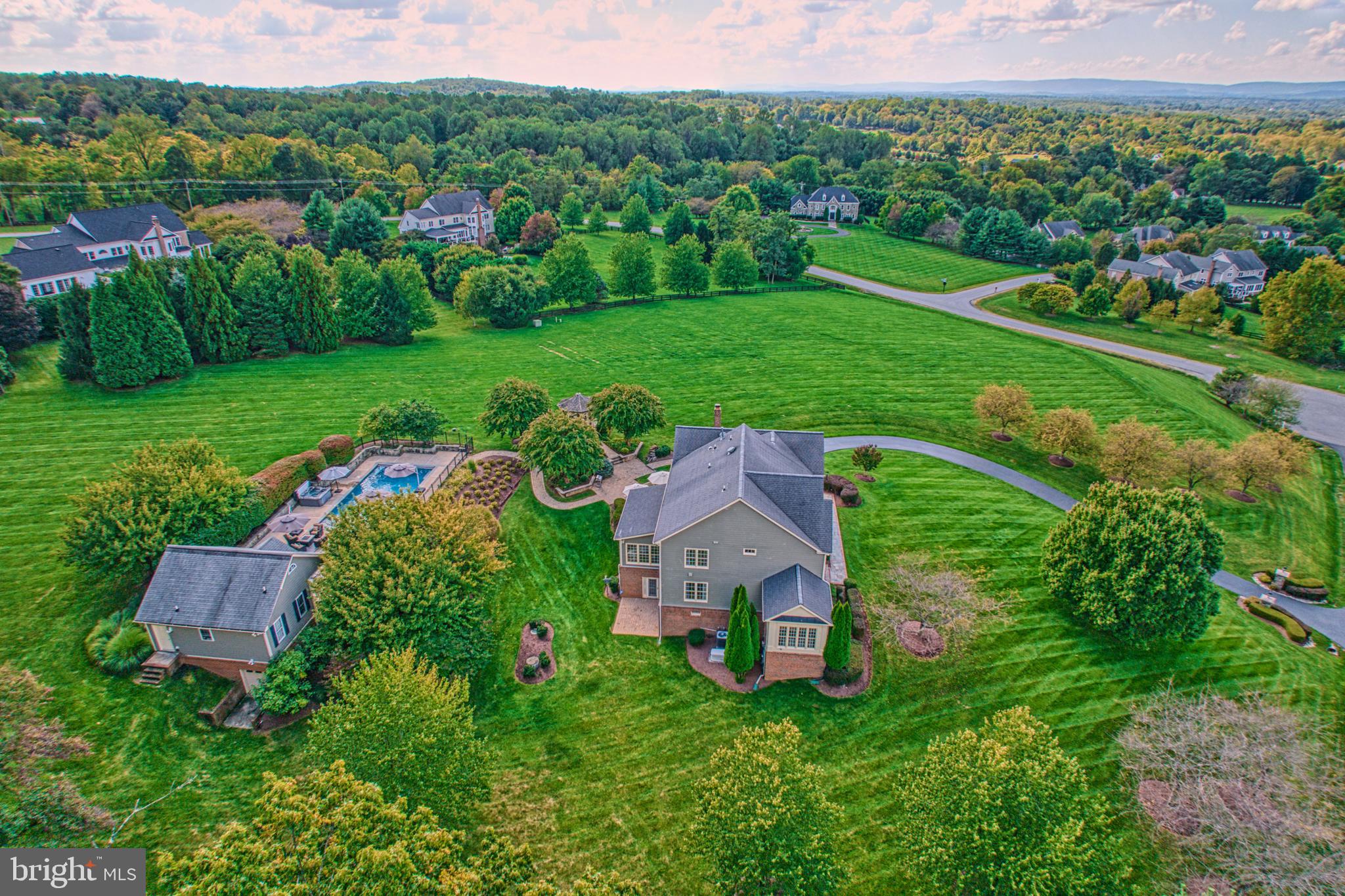 BEACON HILL - Residential