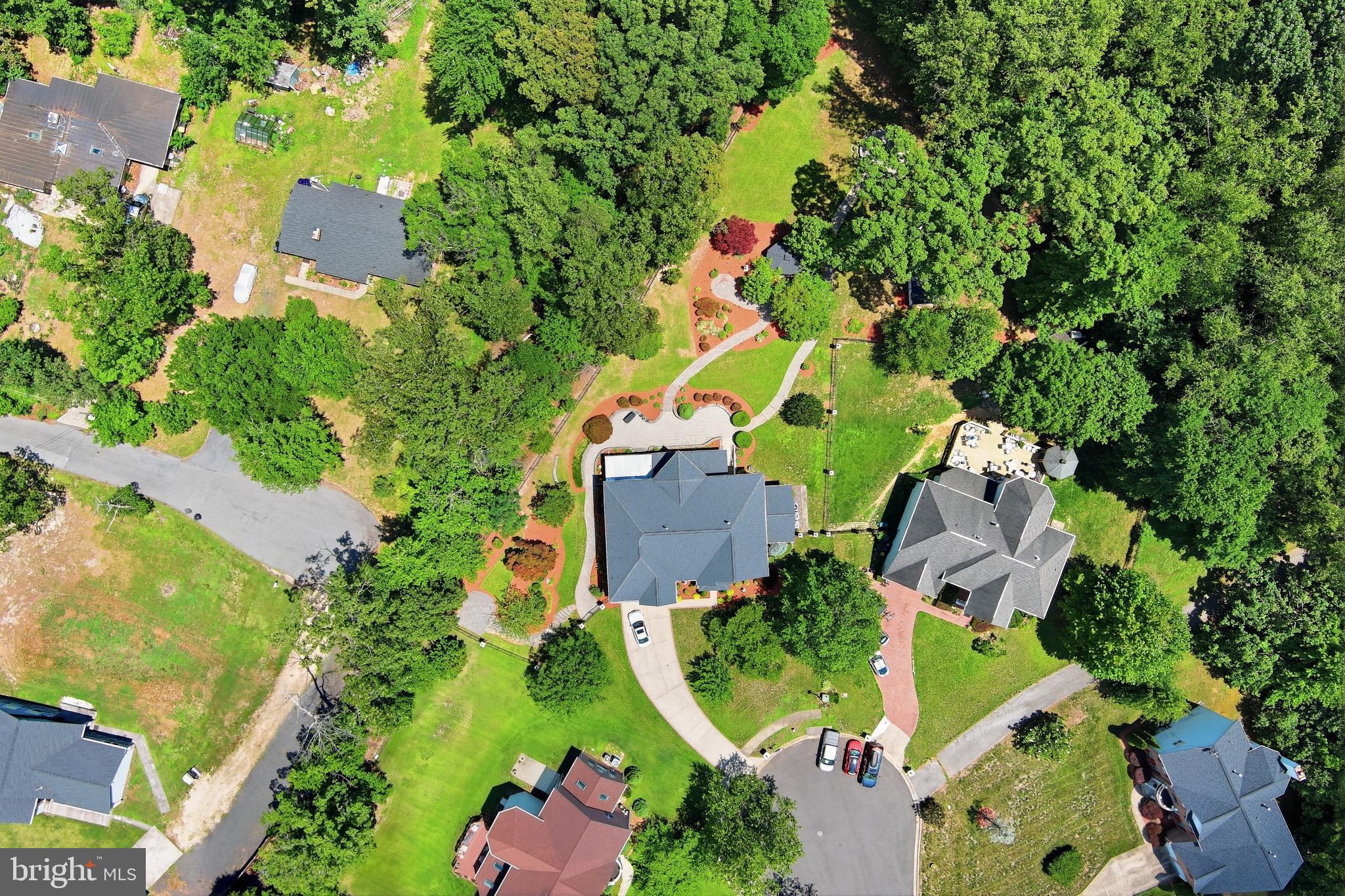 FARMINGTON WOODS - Residential