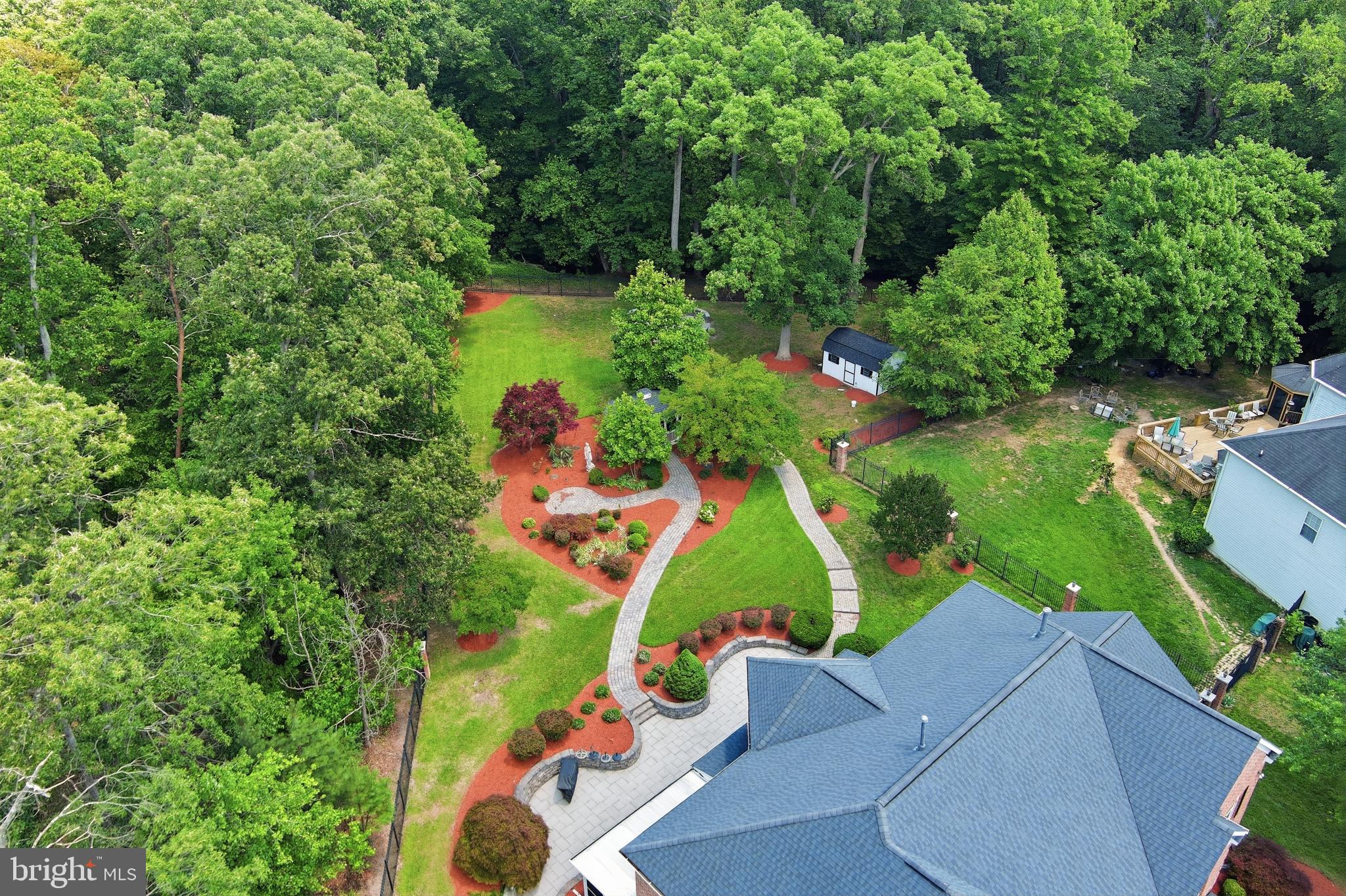 FARMINGTON WOODS - Residential