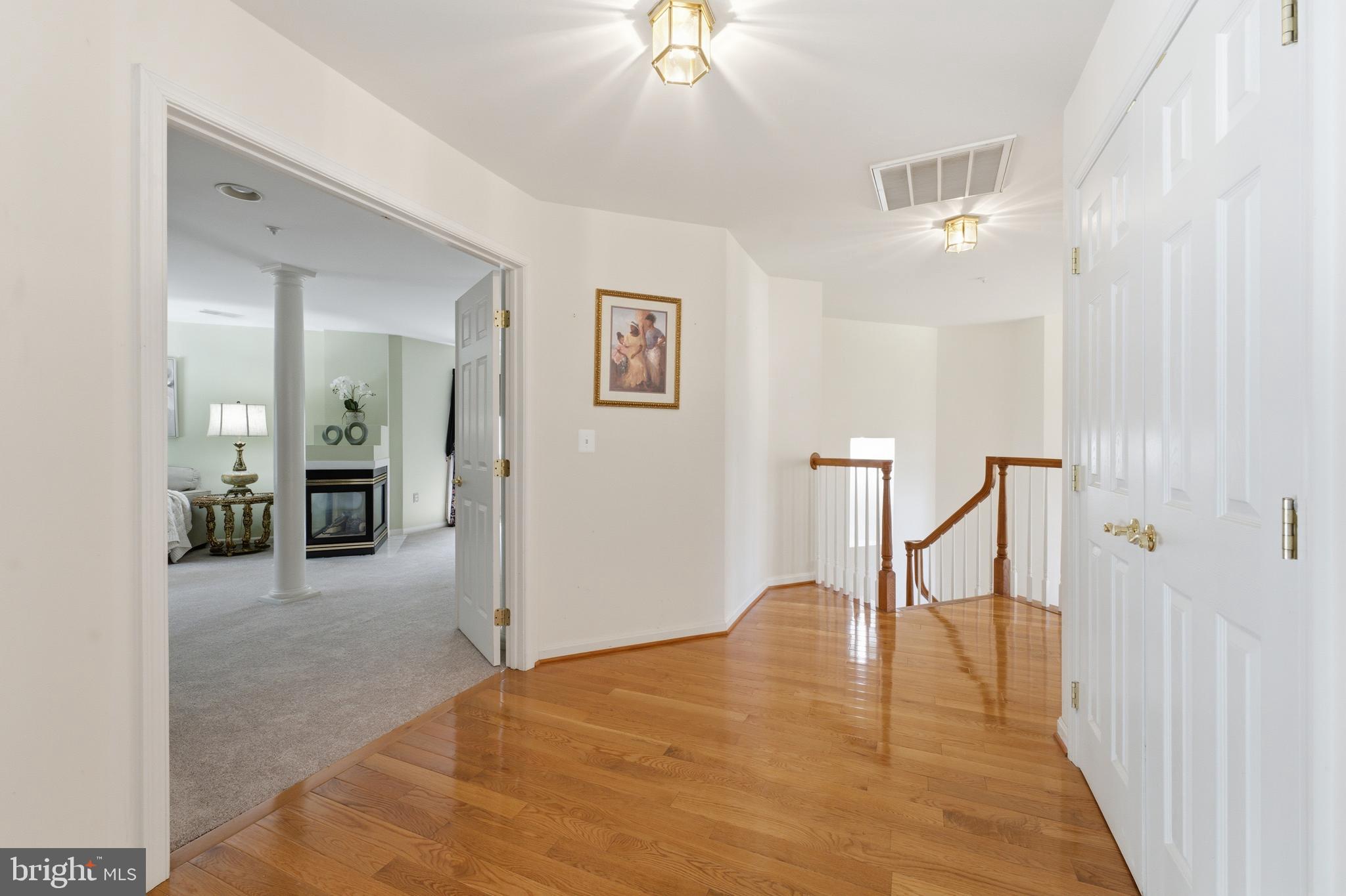 FARMINGTON WOODS - Residential