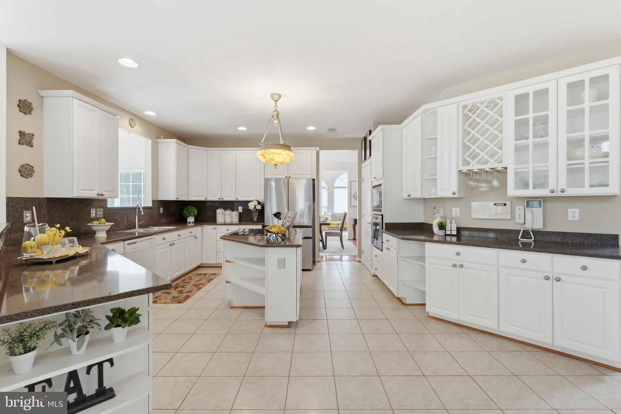 FARMINGTON WOODS - Residential