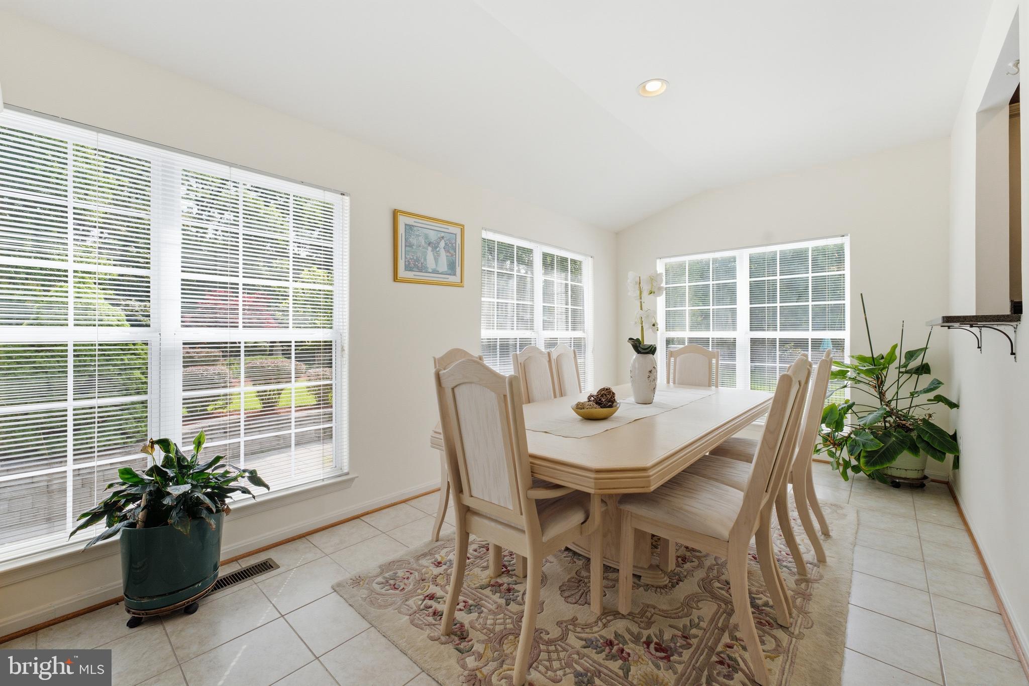 FARMINGTON WOODS - Residential
