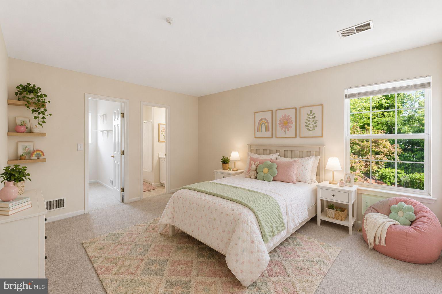 FARMINGTON WOODS - Residential