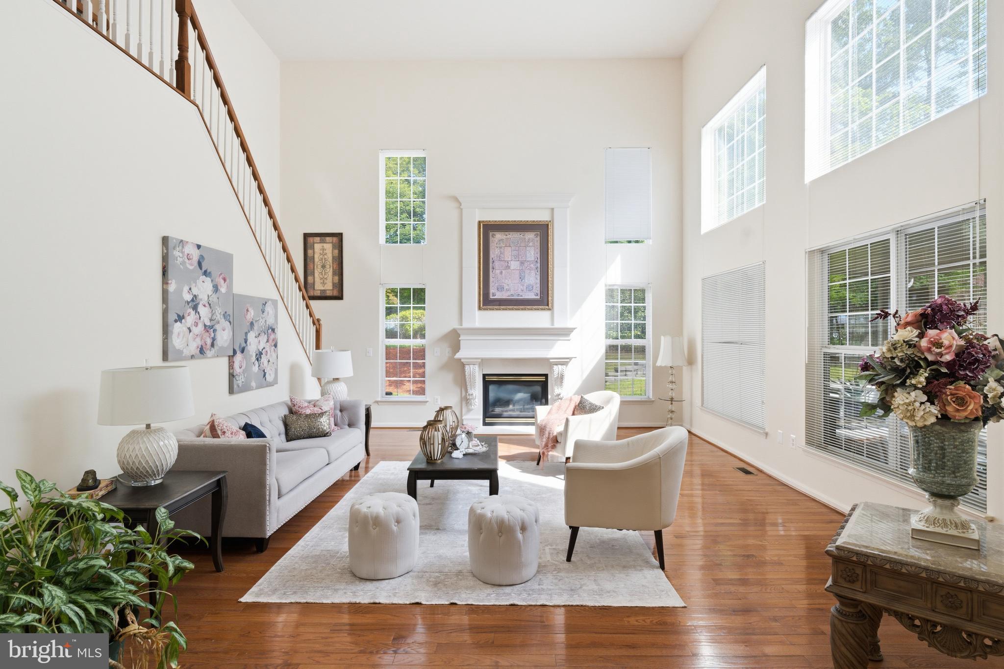 FARMINGTON WOODS - Residential