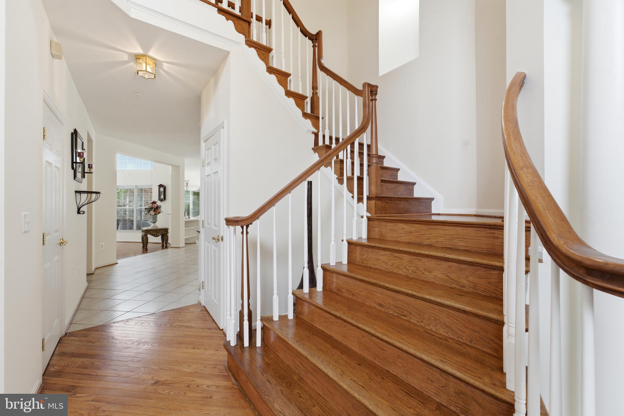 FARMINGTON WOODS - Residential