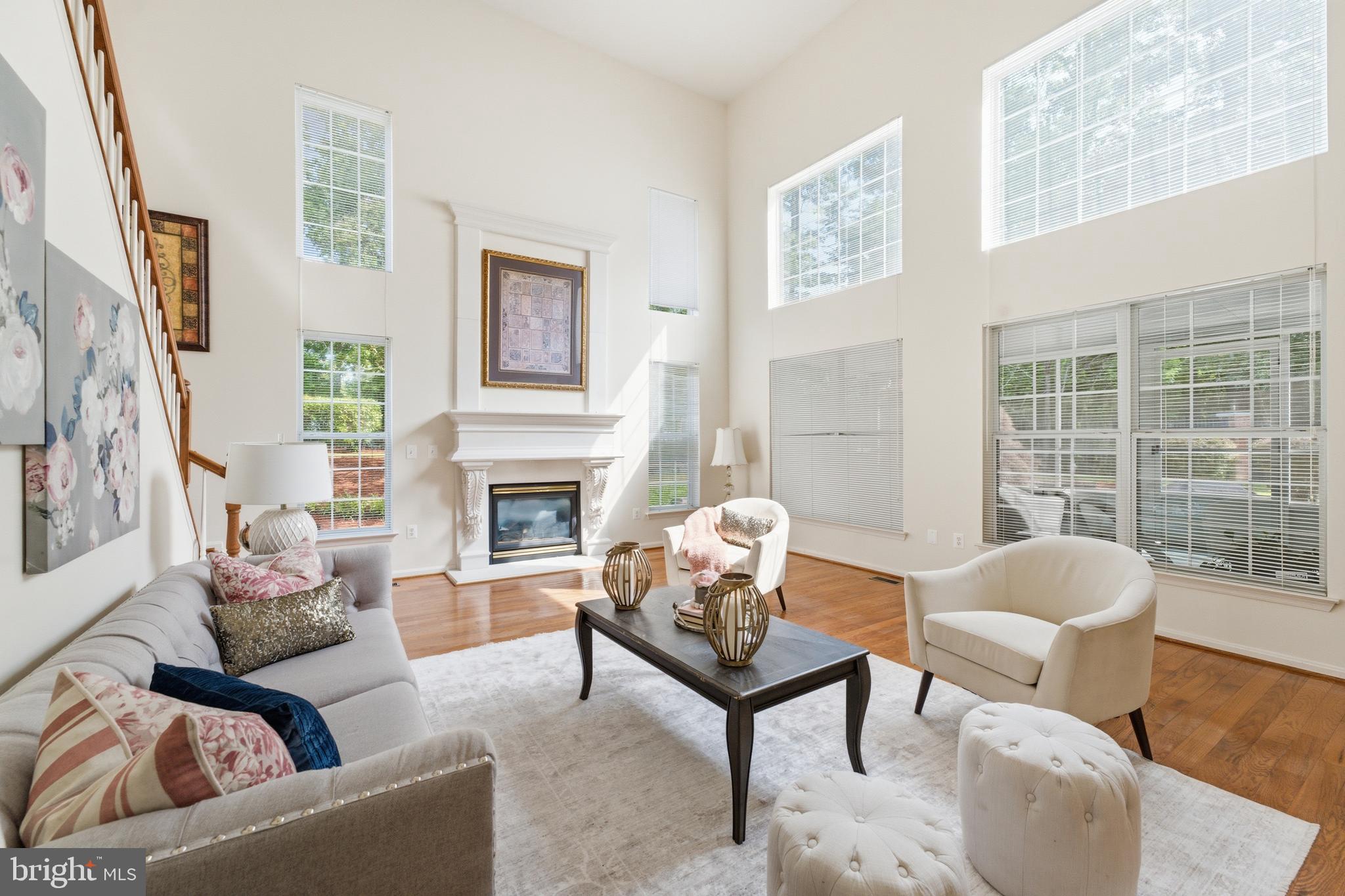 FARMINGTON WOODS - Residential