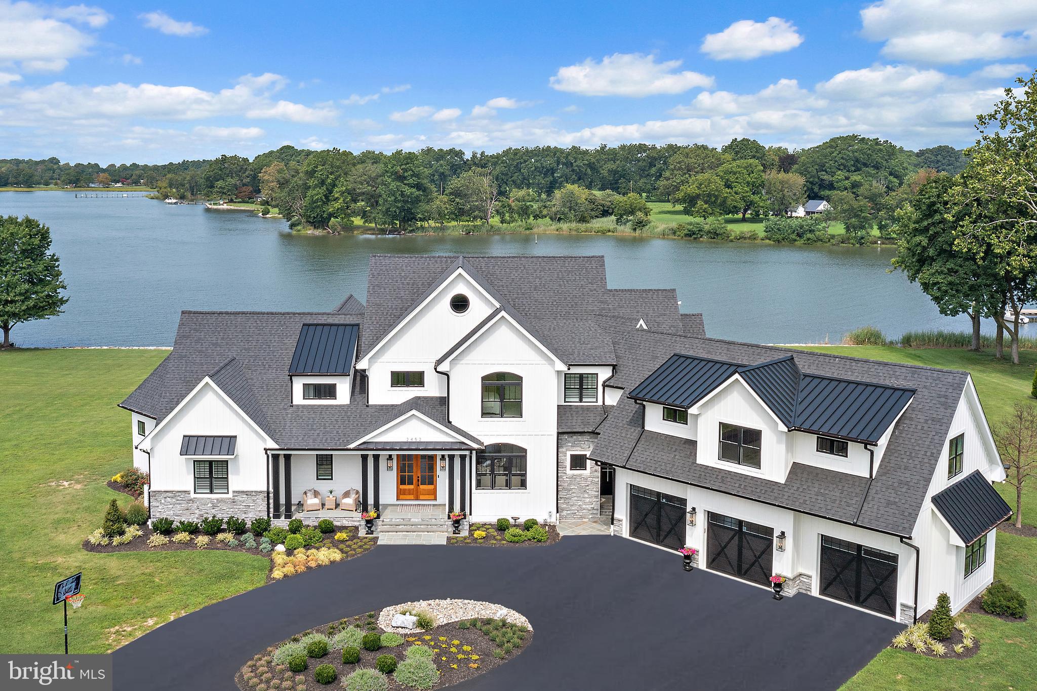 BENNETT POINT - Residential