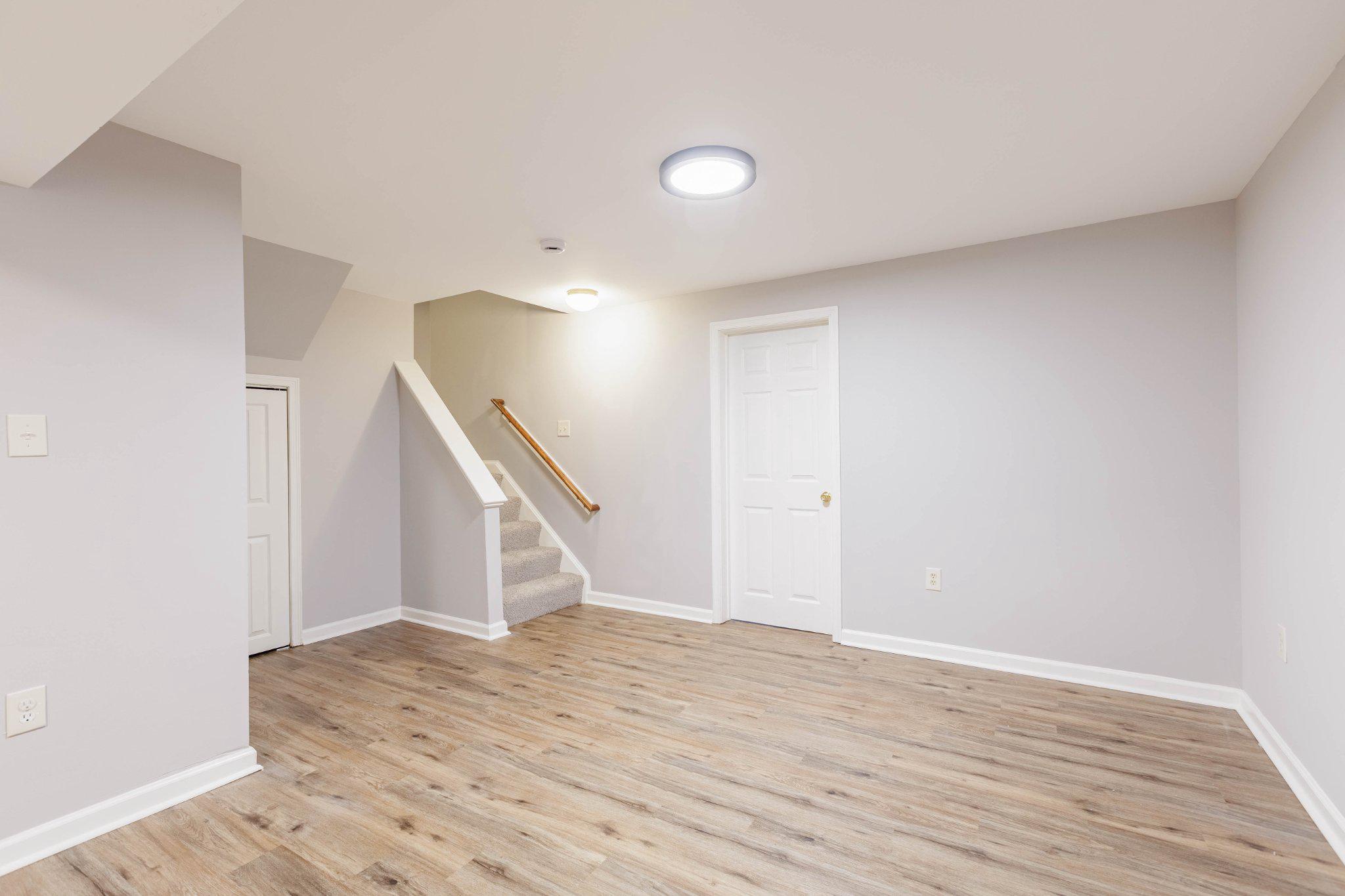 WHITTIER POND - Residential